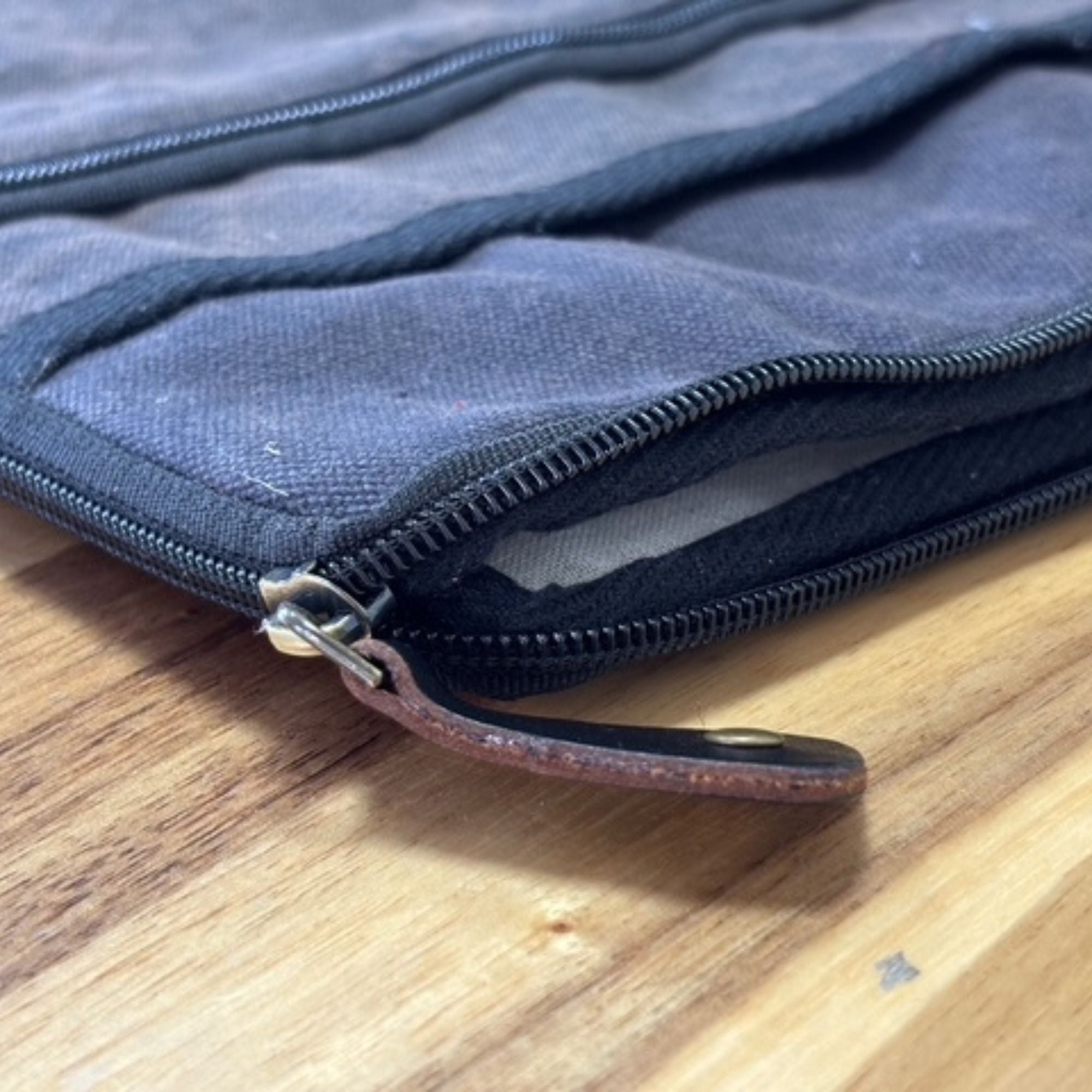 Bolsa de Lona para Tablet Hop Hare - Carvão