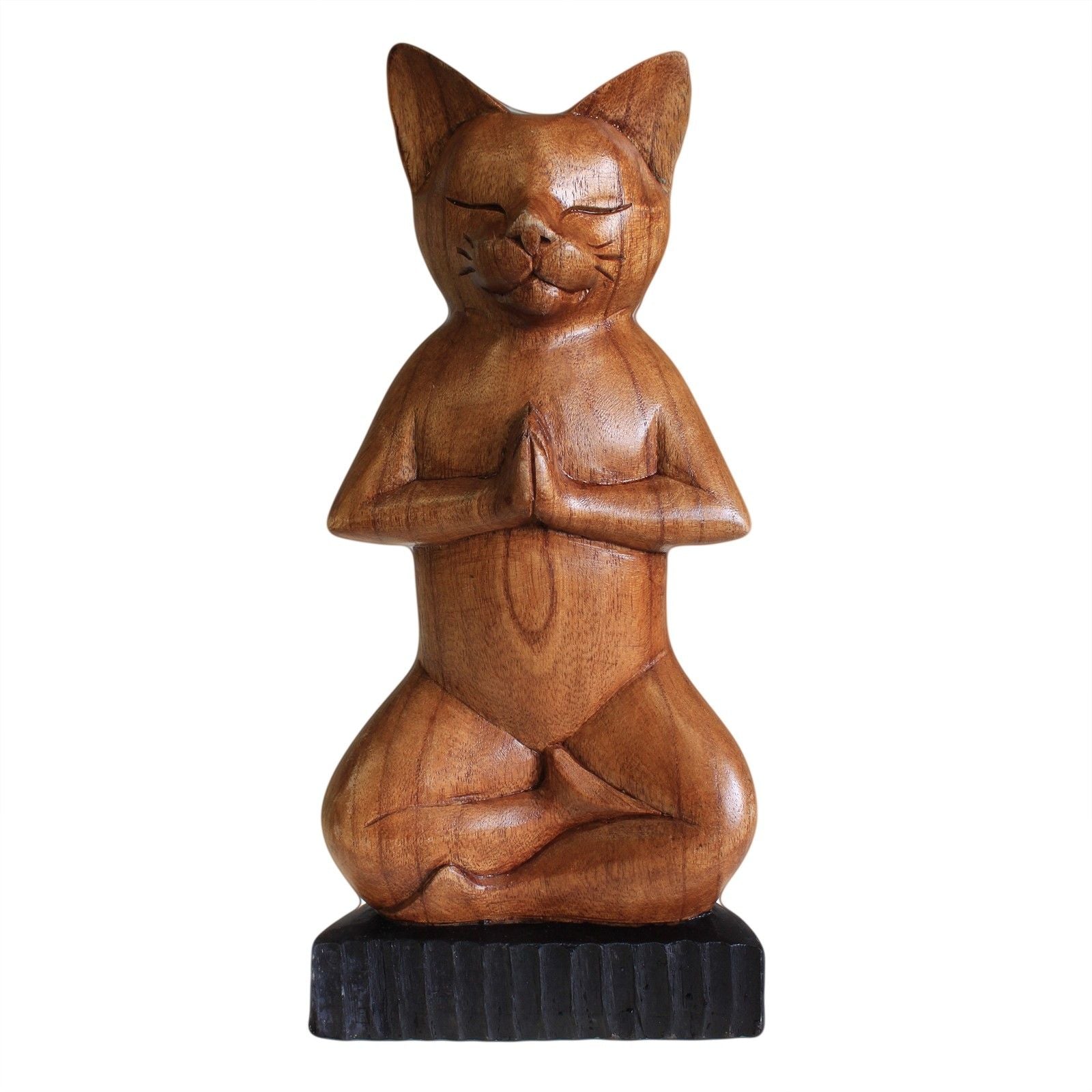 Gato de Yoga Esculpido à Mão – Lótus
