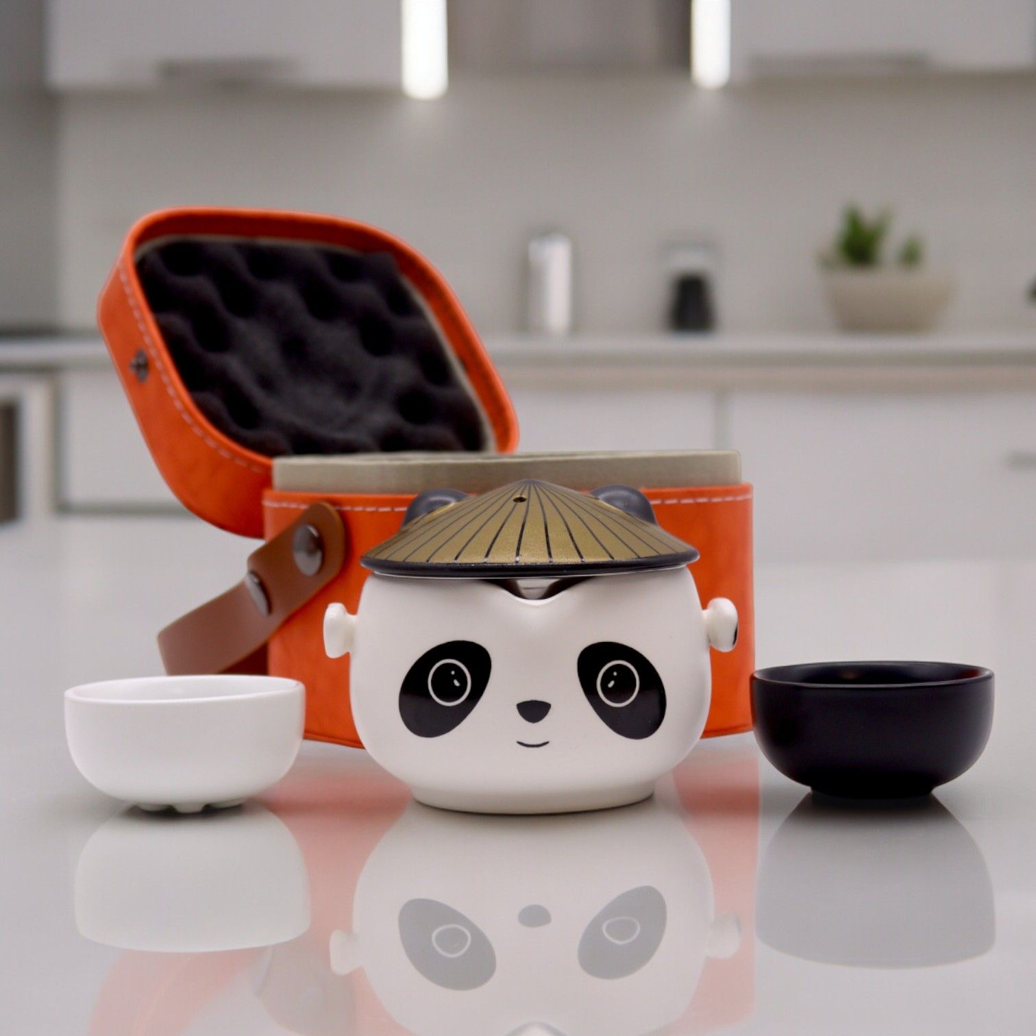 Conjunto de Bule Panda – Duas Chávenas e Estojo de Viagem