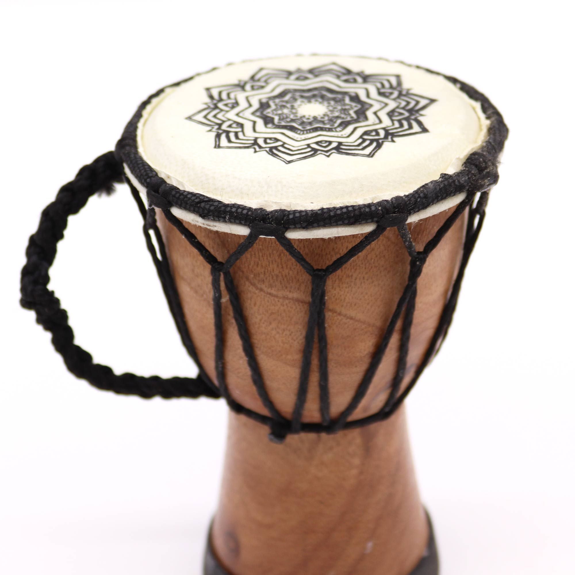 Tambor Djembé Artesanal com Pele Larga - 15 cm