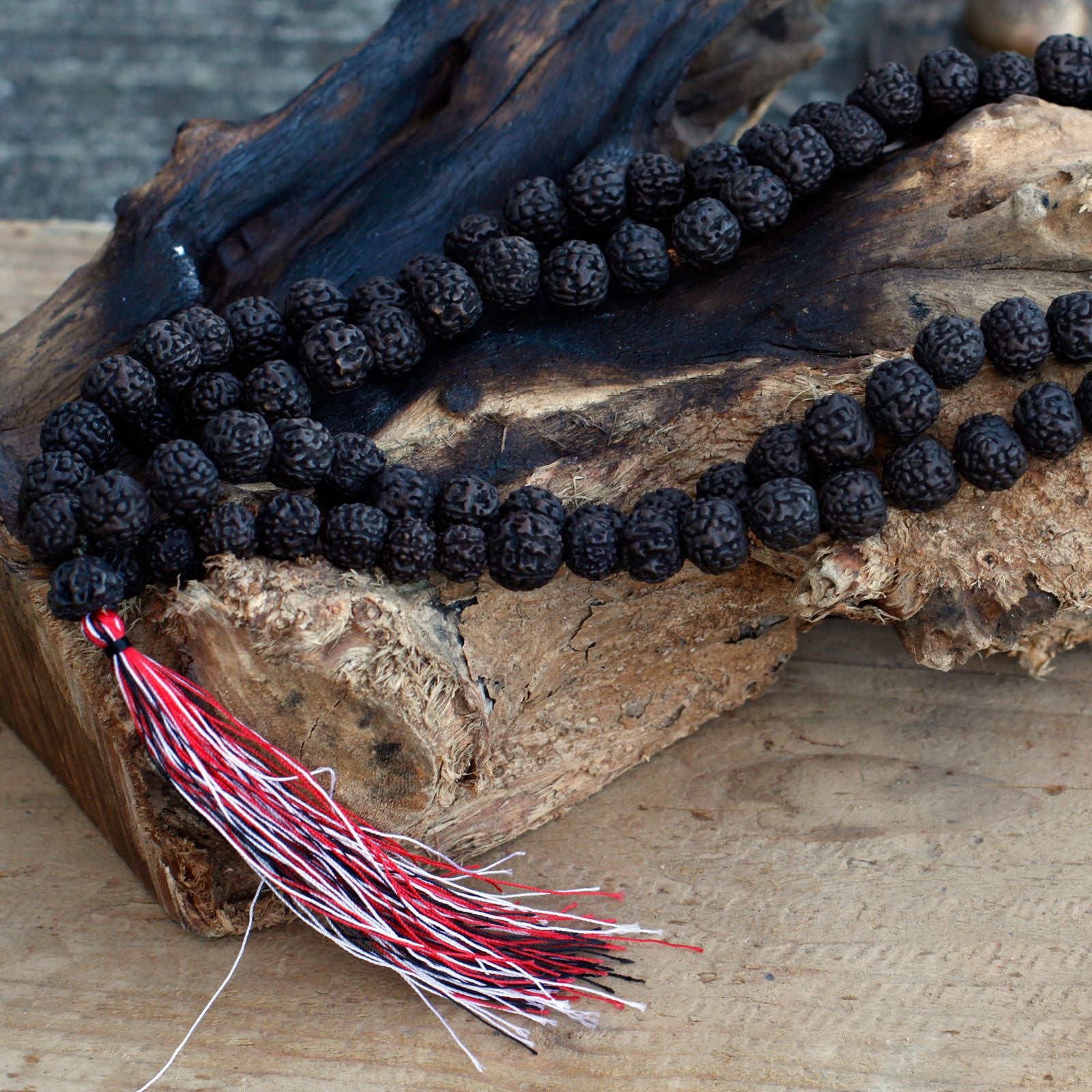108 Rudraksha Japa Mala - Escuro