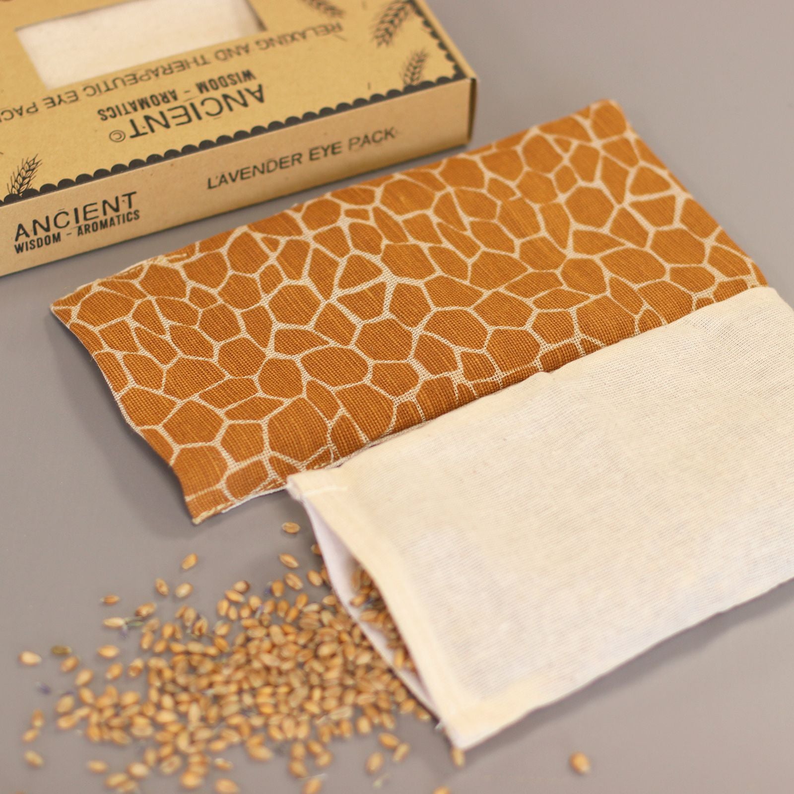 Almofada de Olhos de Trigo com Lavanda em Caixa de Presente – Girafa de Madagáscar