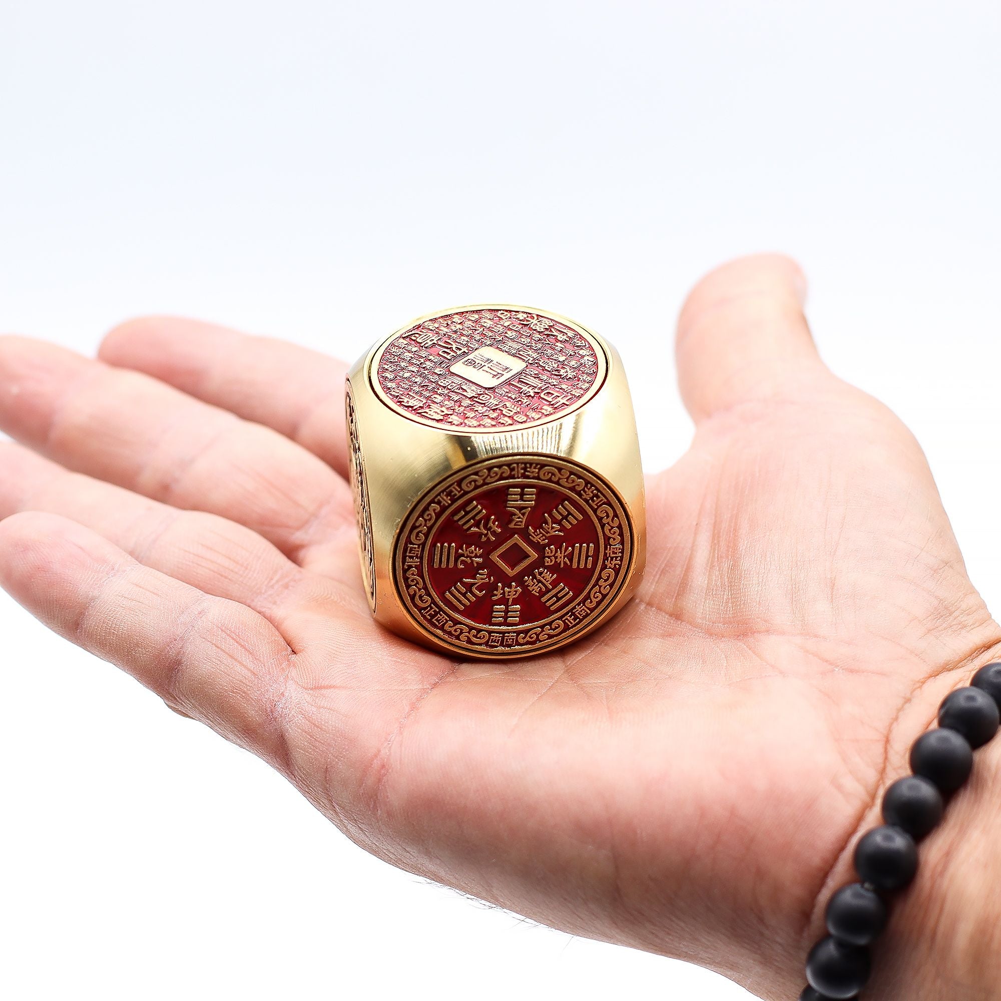 Amuleto Feng Shui – Dados com Símbolos do Zodíaco Tradicional
