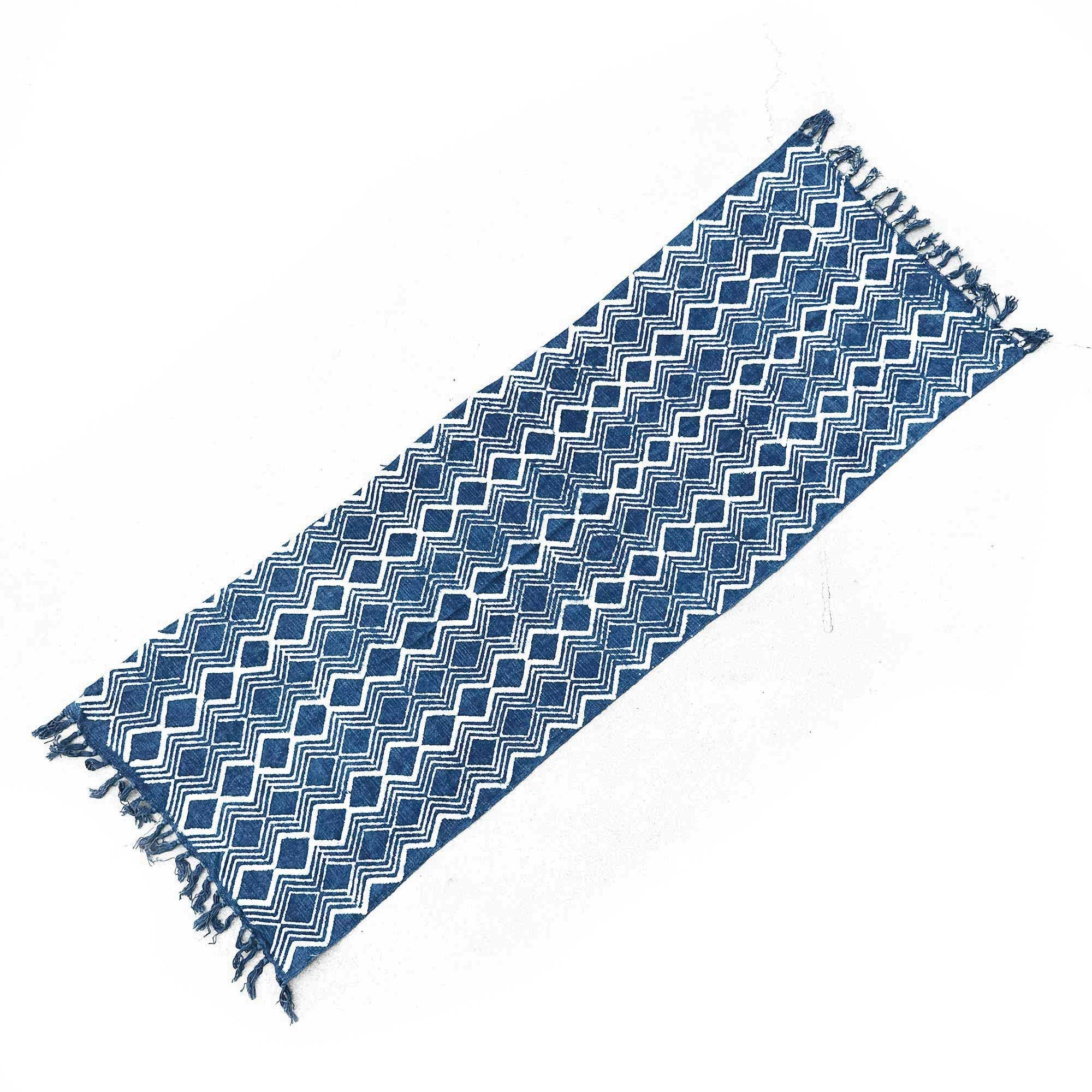 Caminho de Mesa Índigo Artesanal Padrão Heerak