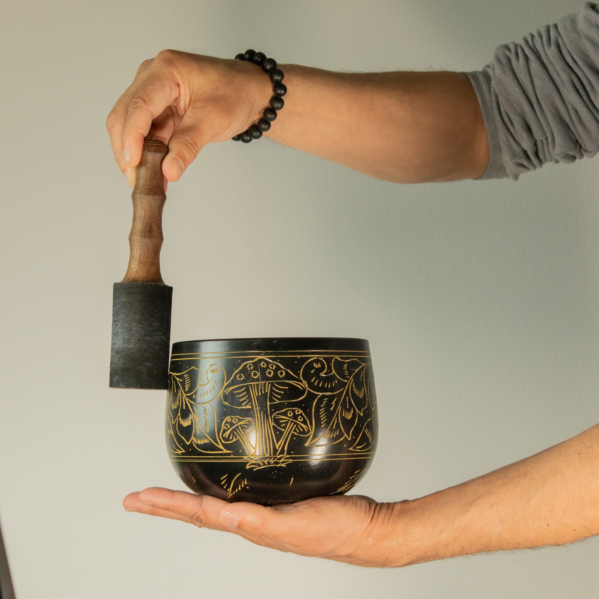 Taça Tibetana Tipo Caldeirão – Cogumelo Mágico – Amarela