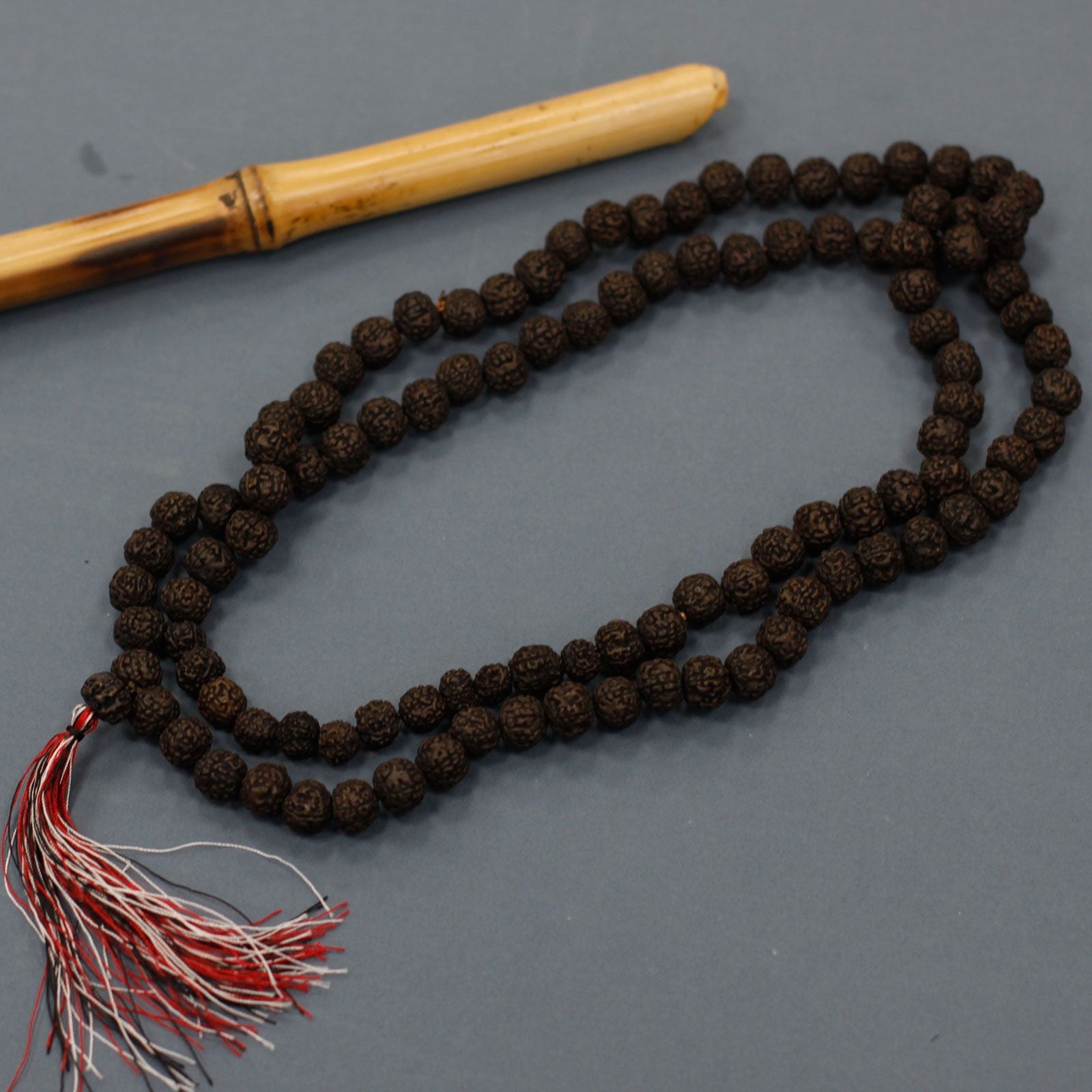 108 Rudraksha Japa Mala - Escuro
