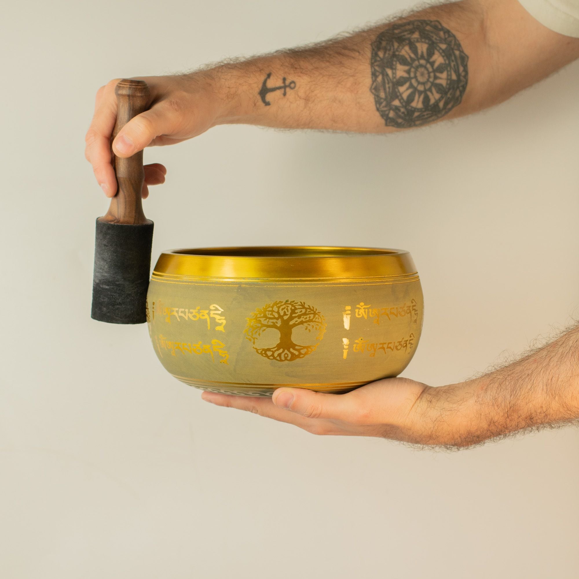 Cuenco Tibetano Grande de Aluminio – Buda Árbol de la Vida – Cobre