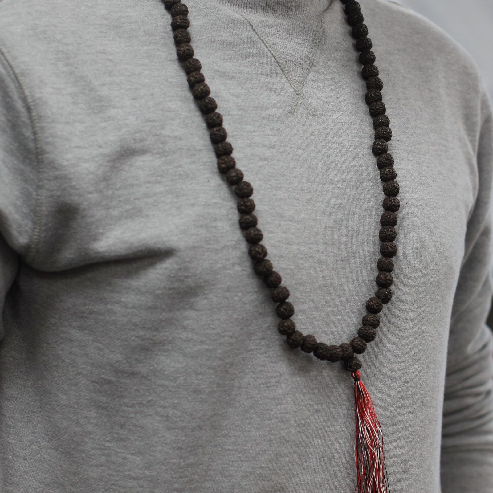 108 Rudraksha Japa Mala - Escuro