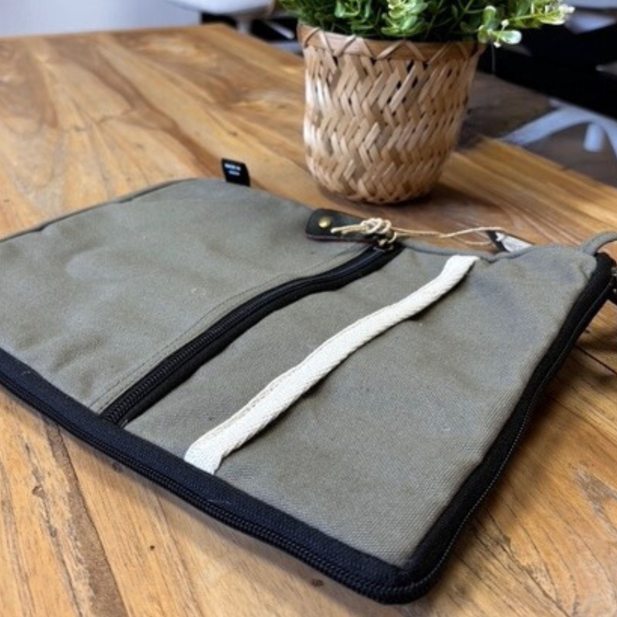 Bolsa de Lona para Tablet Hop Hare - Oliva