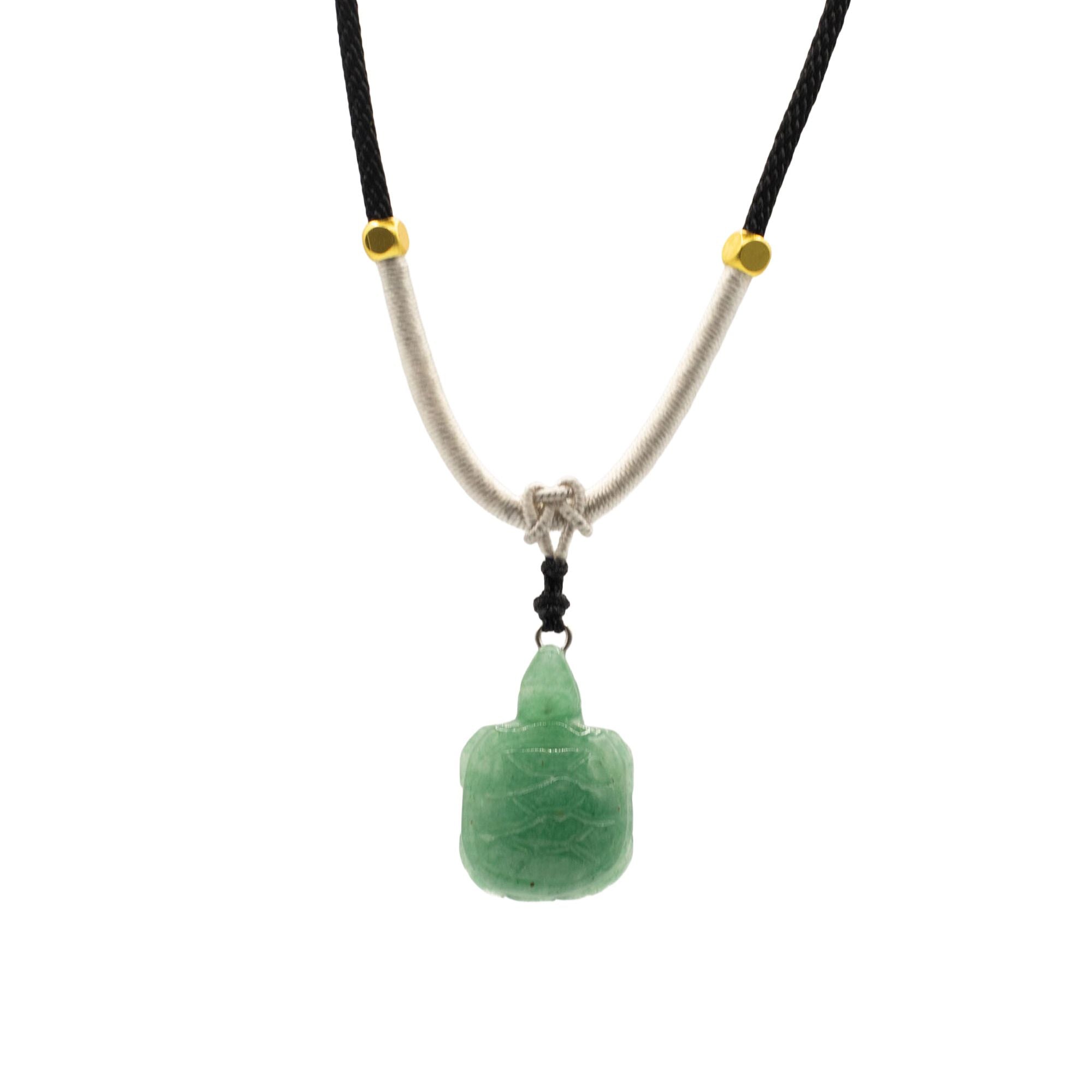 Colar com Cordão e Pendente de Pedra Preciosa - Tartaruga de Jade