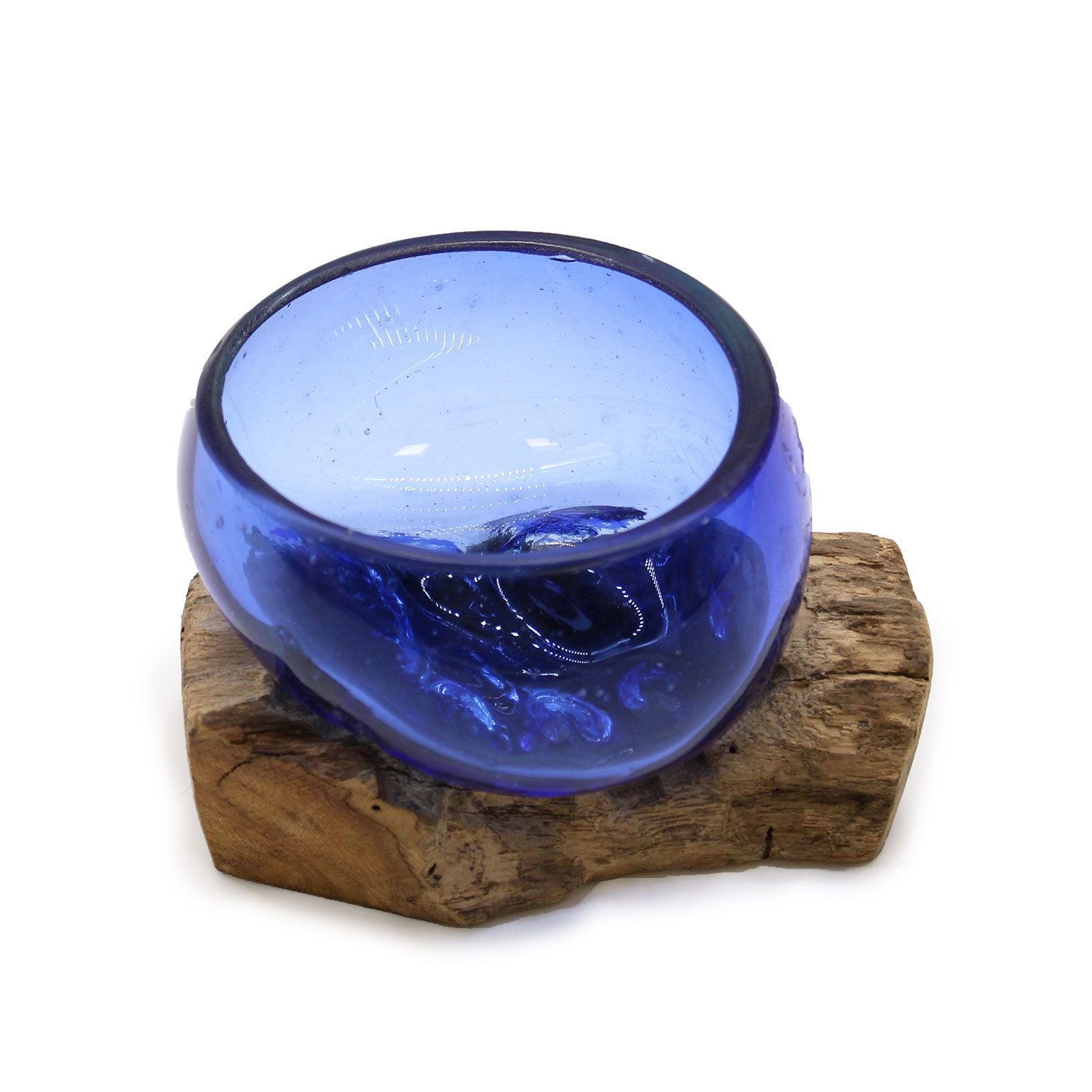 Mini Taça Azul em Vidro Fundido sobre Madeira