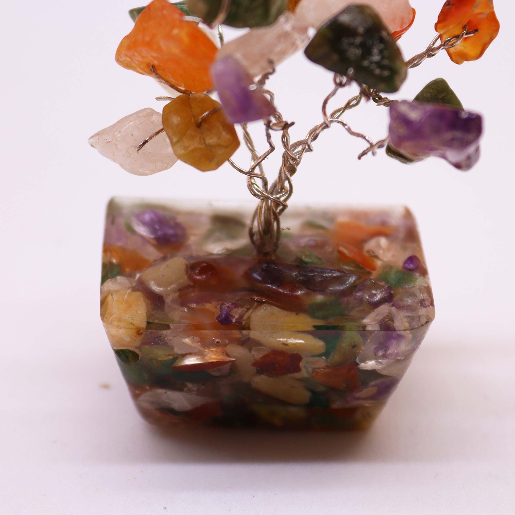 Mini Árvore de Pedras Naturais Base Orgonite Multipedras (15 Pedras)