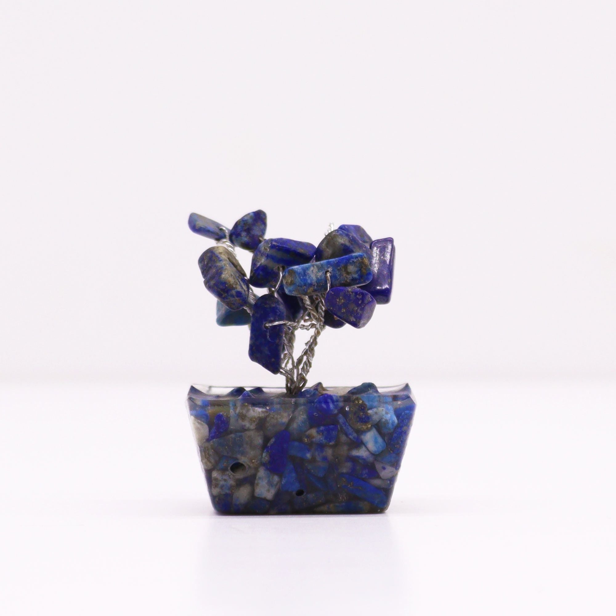 Mini Árvore de Pedras Naturais Base Orgonite Sodalite (15 Pedras)