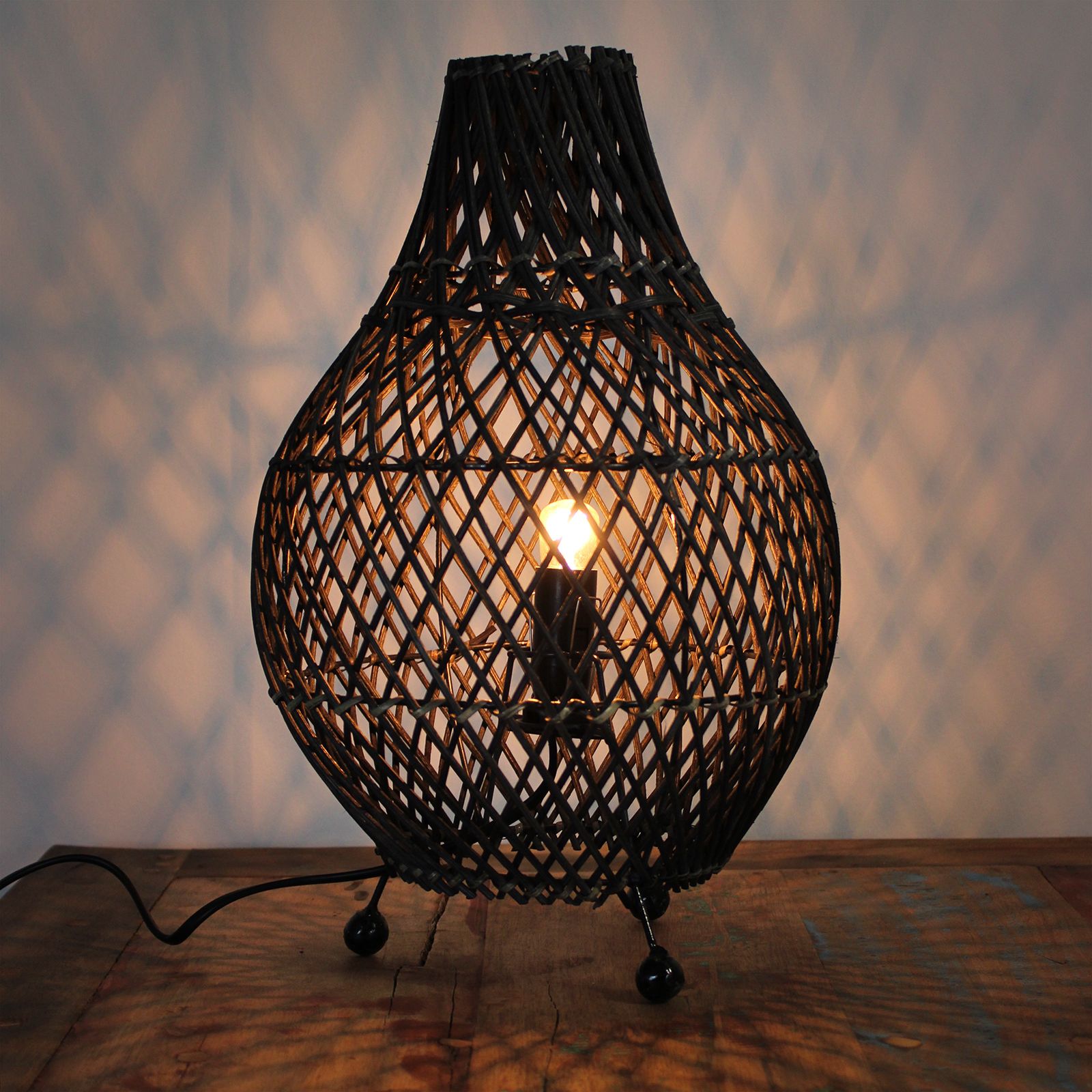 Lâmpada de Mesa em Rattan – Castanho Escuro