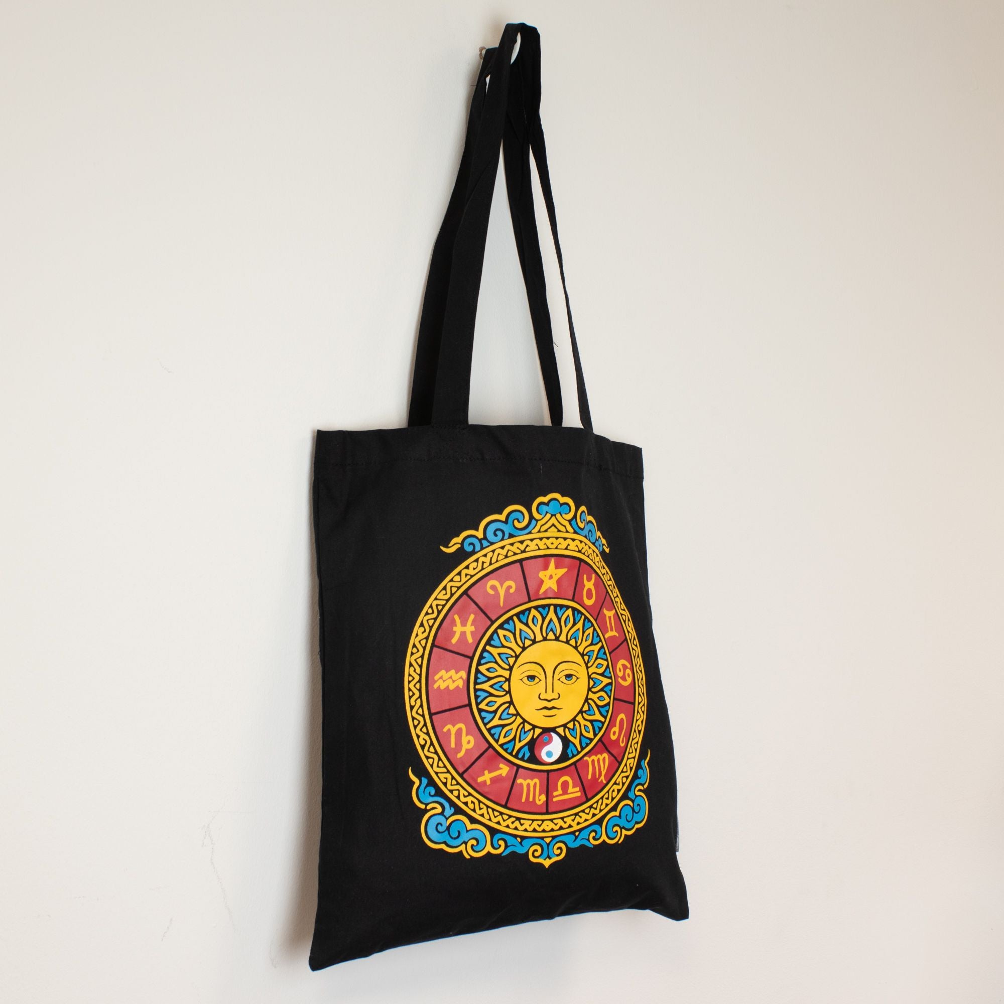 Bolsa Tote em Algodão Sol do Zodíaco Preto 40 x 36 cm