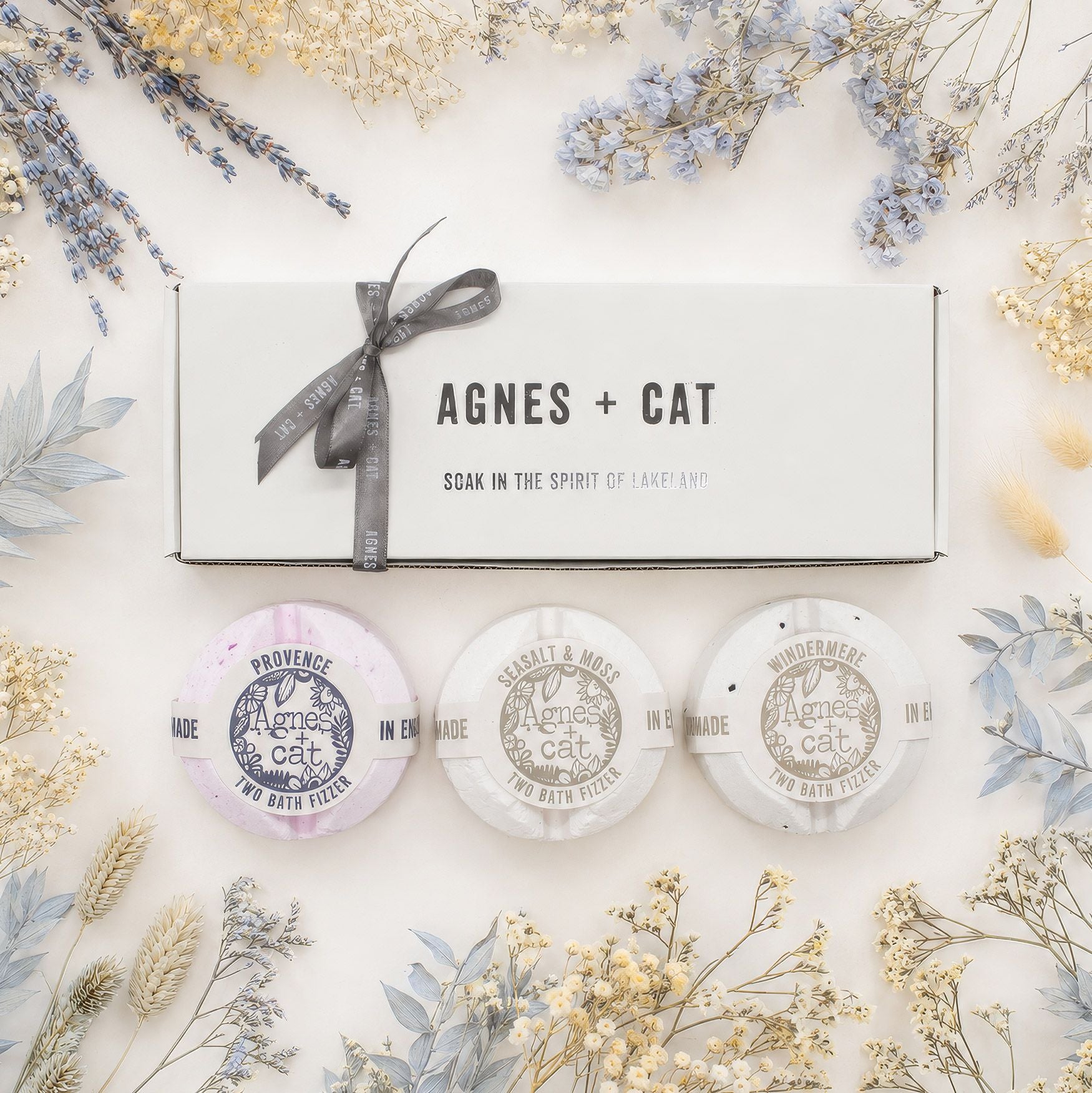Conjunto Efervescentes de Banho Fragrâncias de Assinatura Agnes + Cat