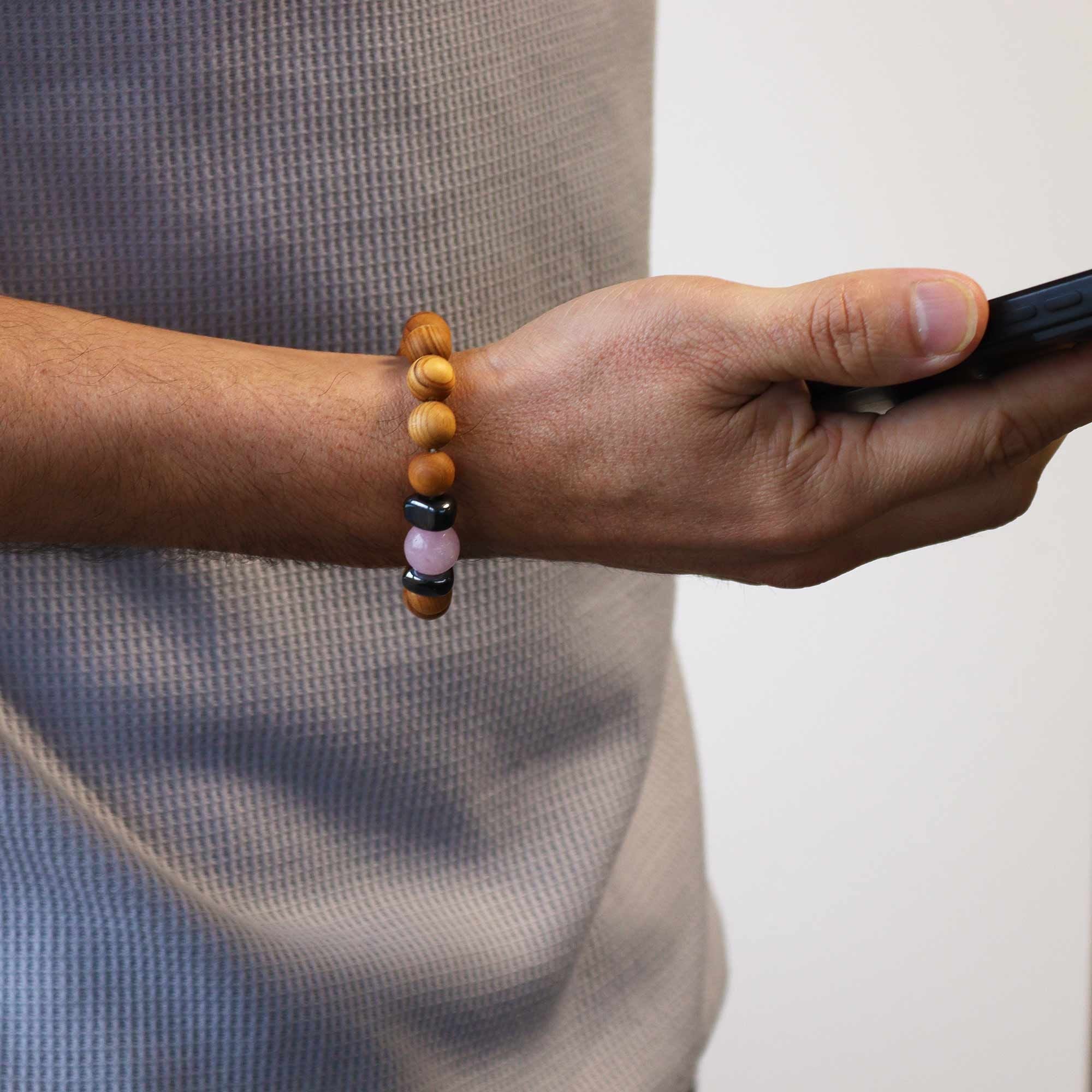 Cedar Bracelet – Heart Chakra – Rose Quartz
