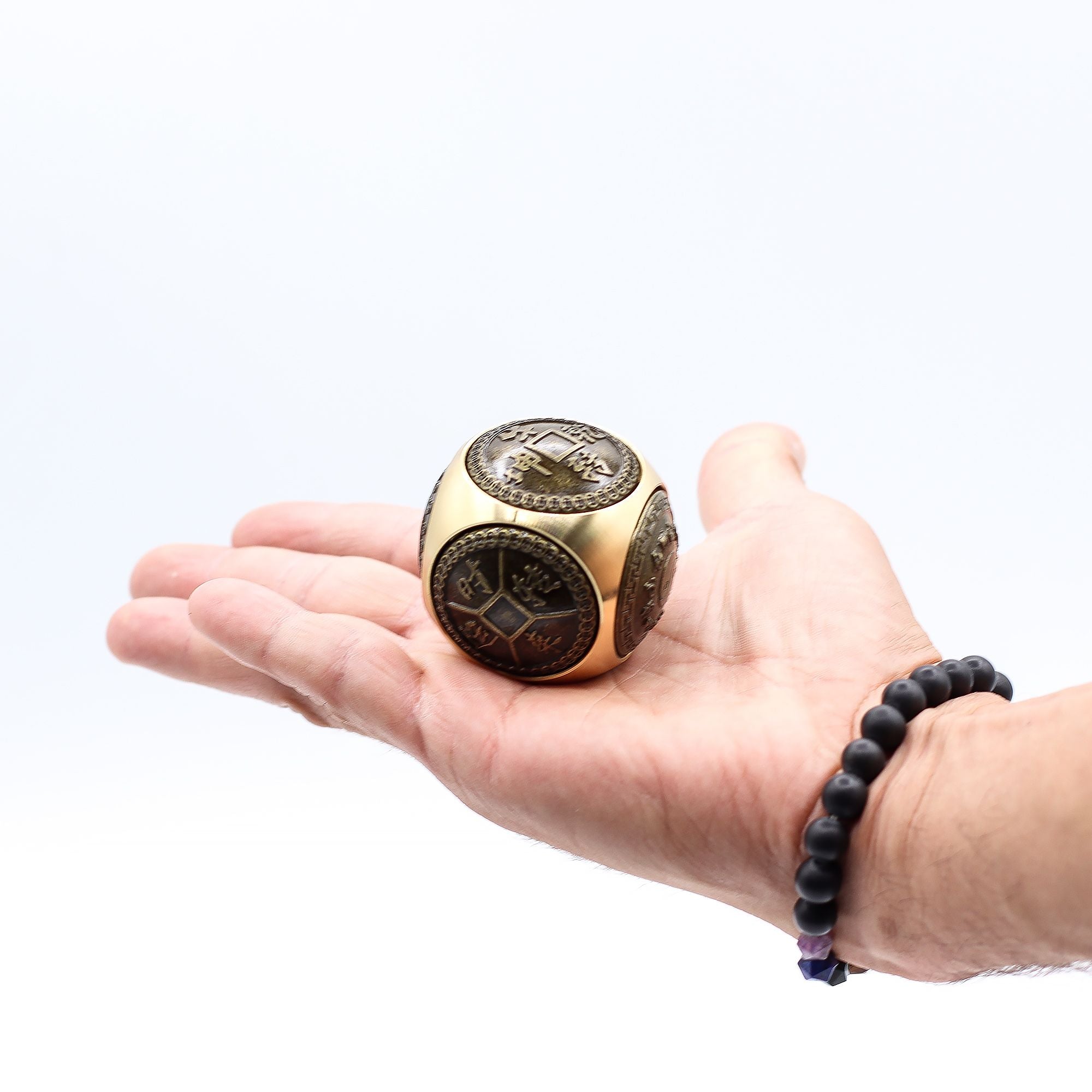 Amuleto Feng Shui – Dados do Dragão – Poder e Riqueza