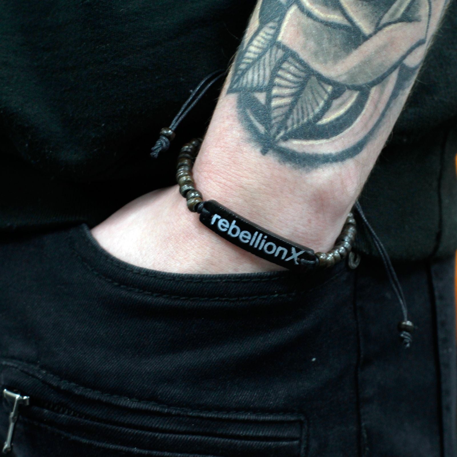 Coco Slogan Bracelets – Rebelión X
