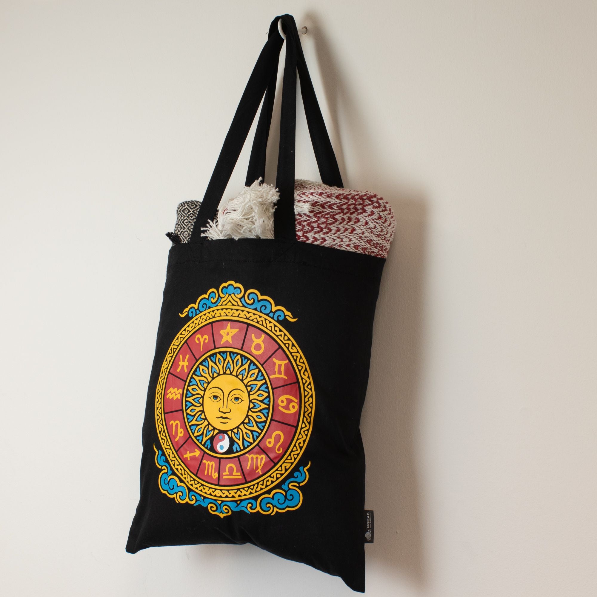 Bolsa Tote em Algodão Sol do Zodíaco Preto 40 x 36 cm