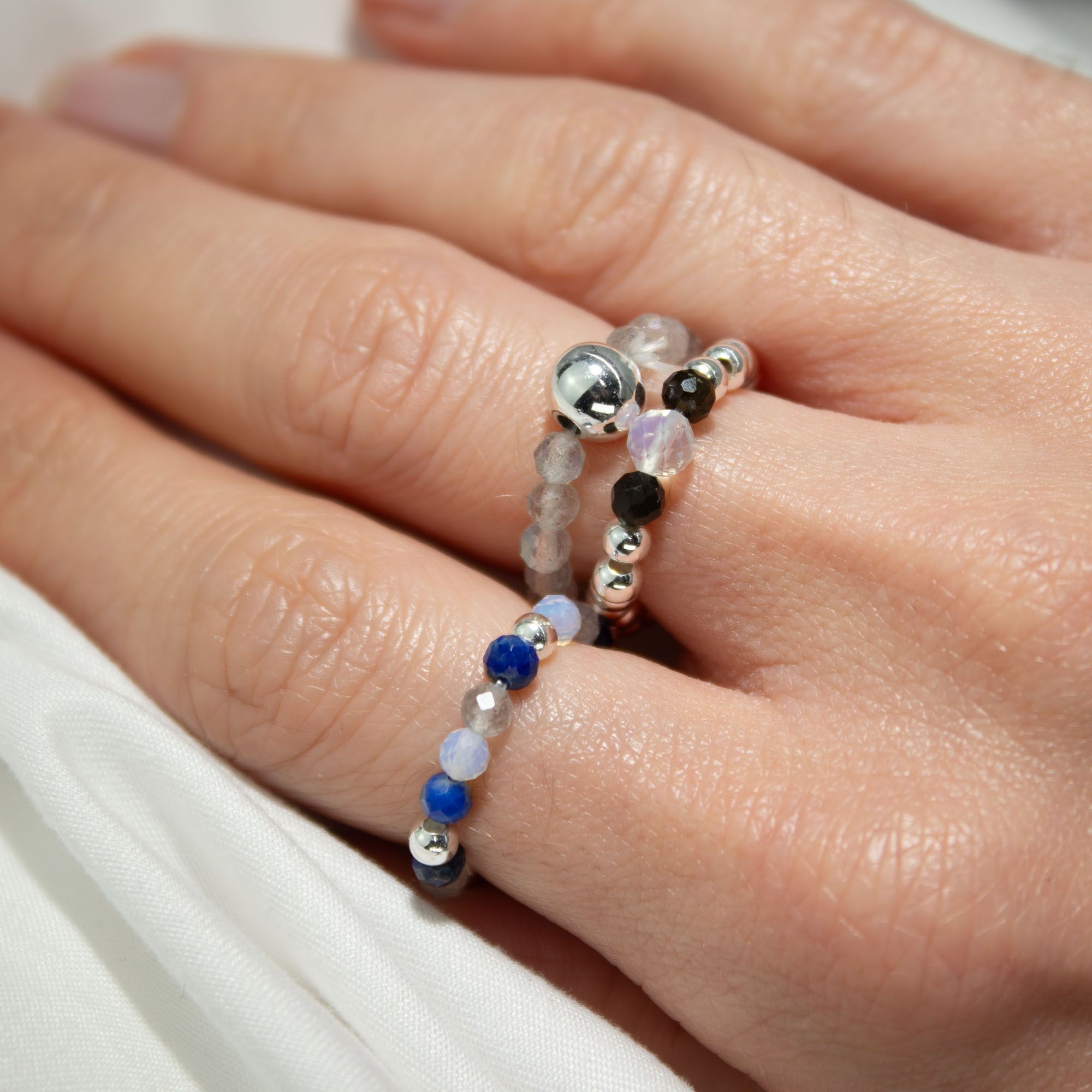 Conjunto de Anéis com Pedra Nymph – Aurora Boreal