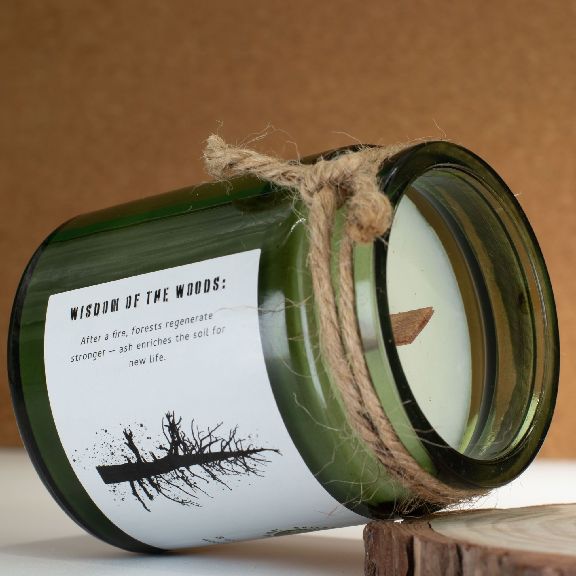 Vela de Soja Greenman Woodwick Cinza e Fumo de Madeira