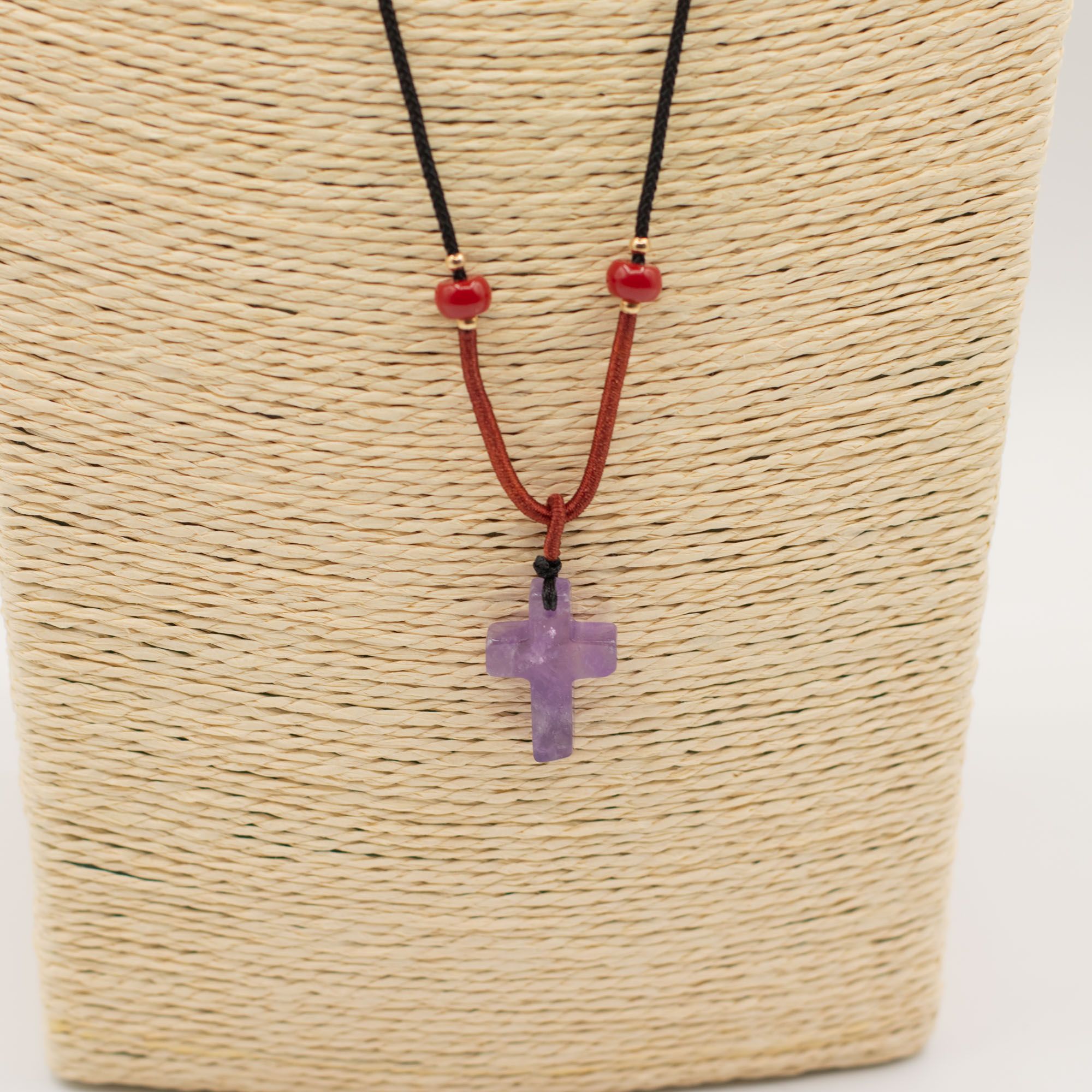 Colar com Cordão e Pendente de Pedra Preciosa - Cruz de Ametista