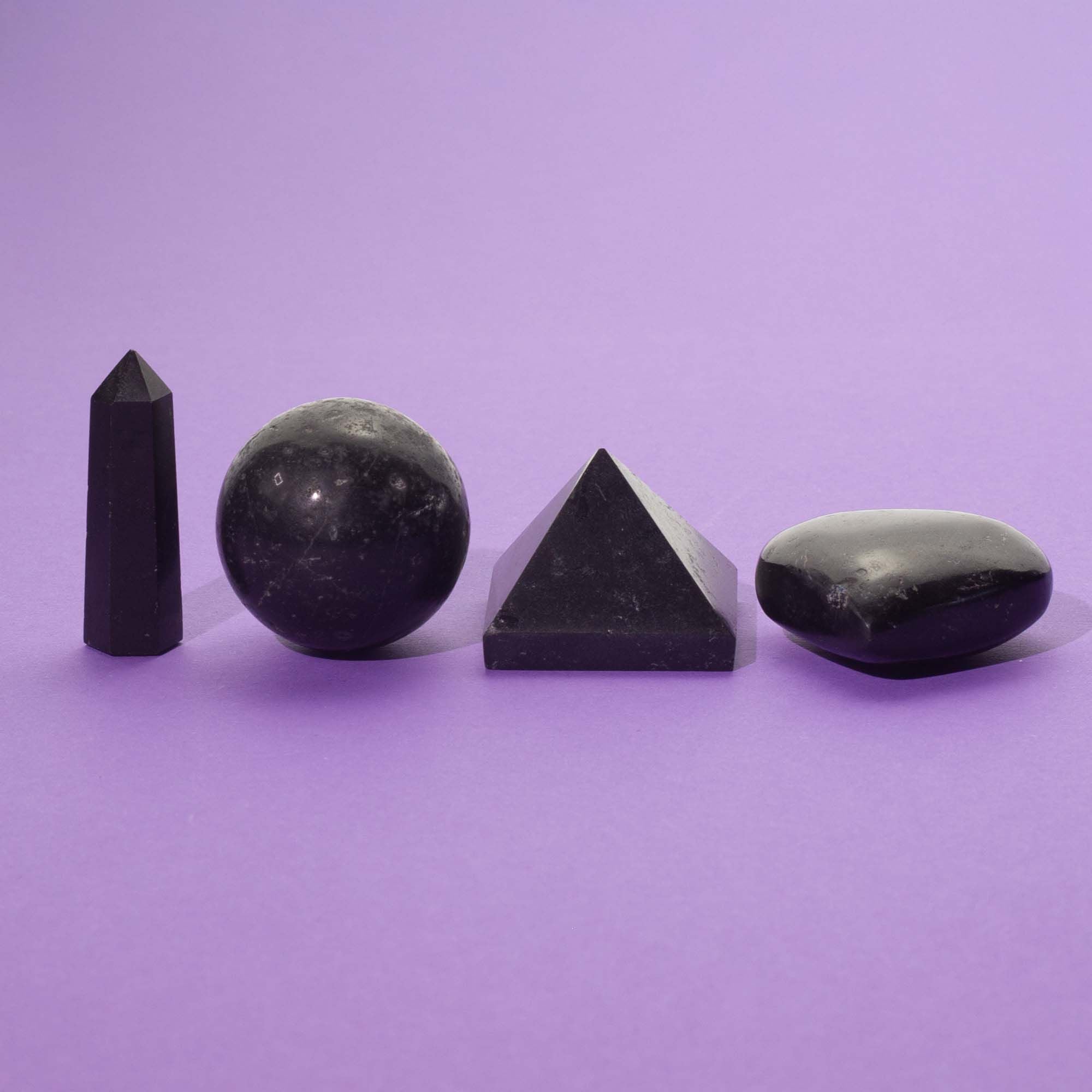 Cuatro Formas en Piedra Preciosa – Turmalina Negra
