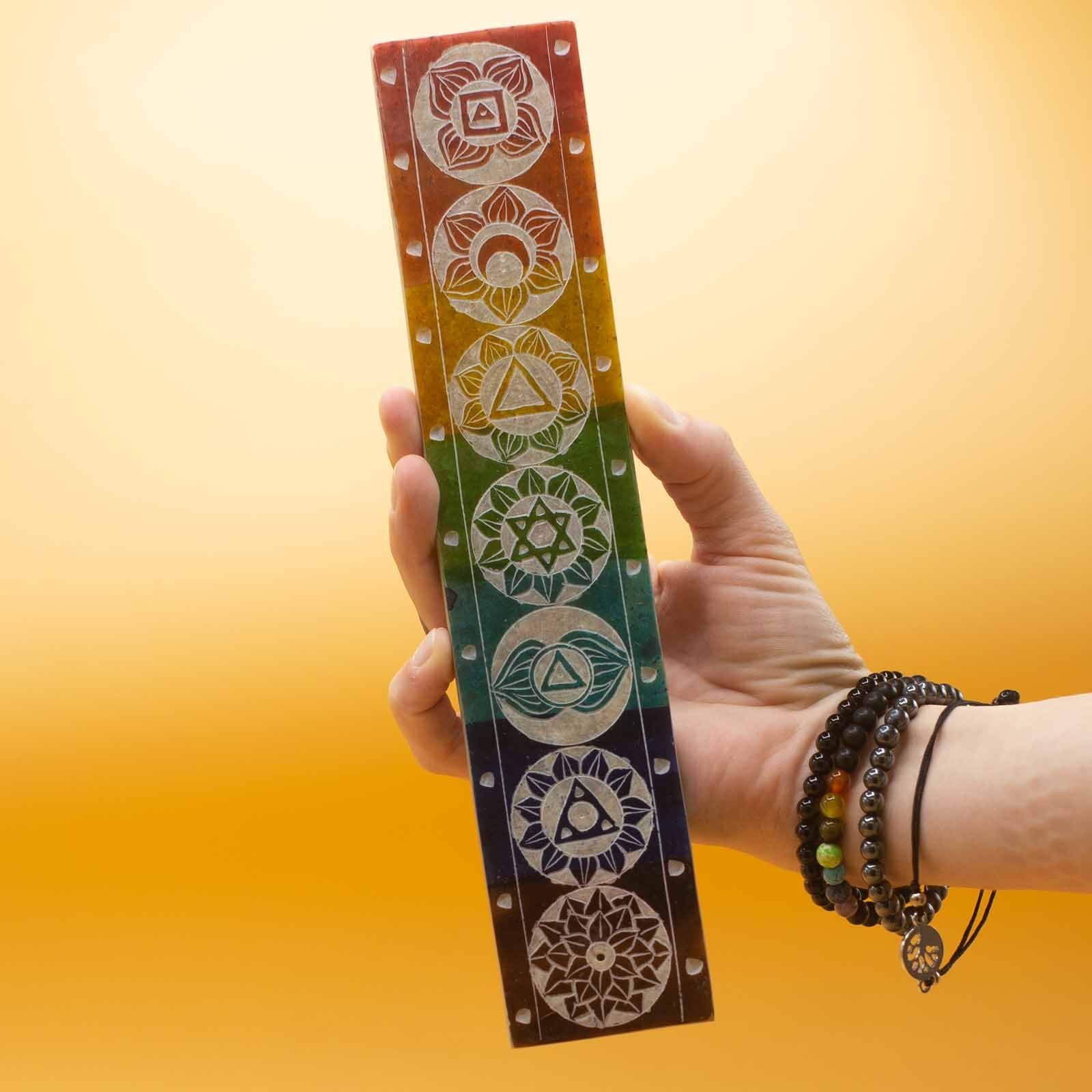 Suporte de Incenso em Esteatite Sete Chakras