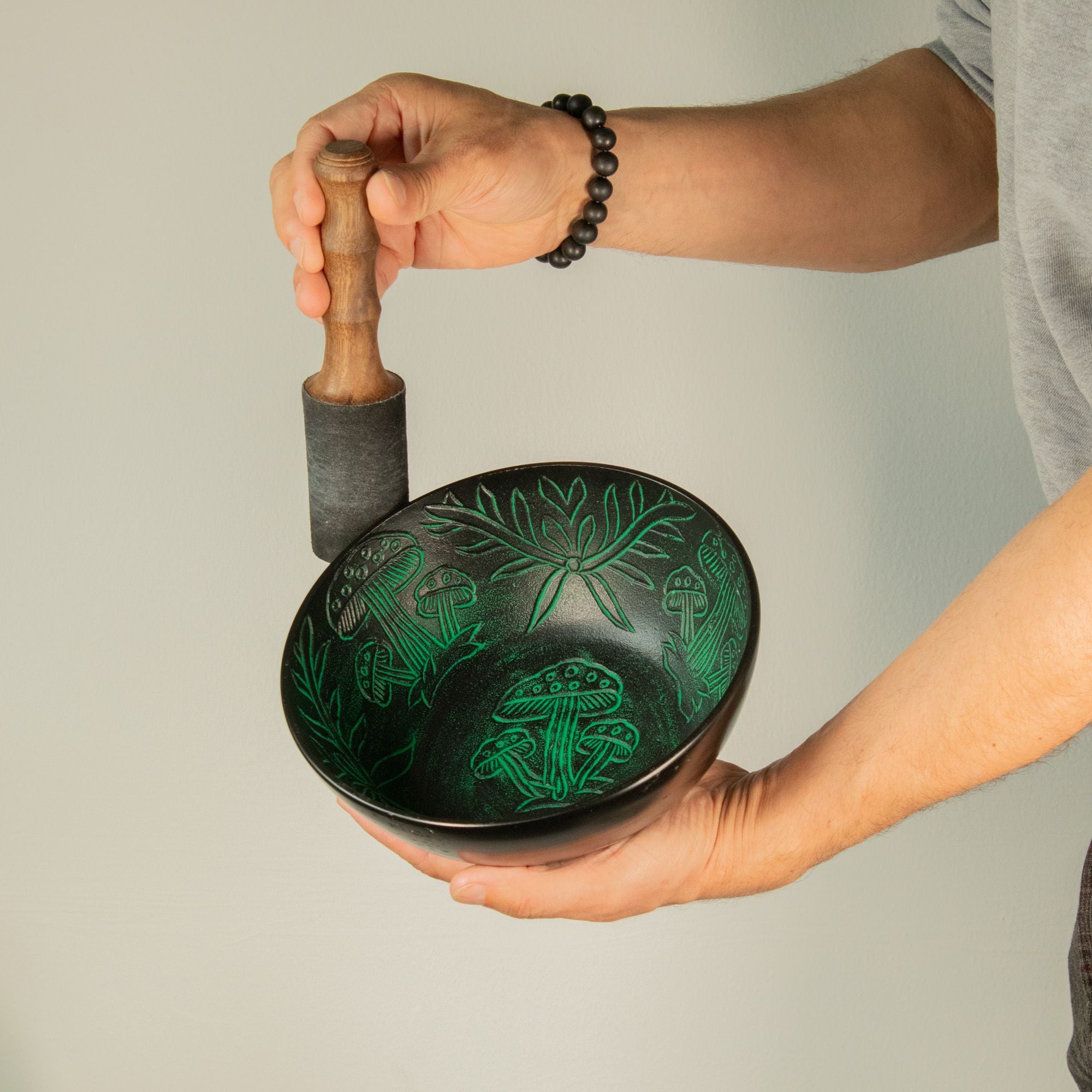 Cuenco Tibetano de Aluminio – Champiñón Mágico – Verde