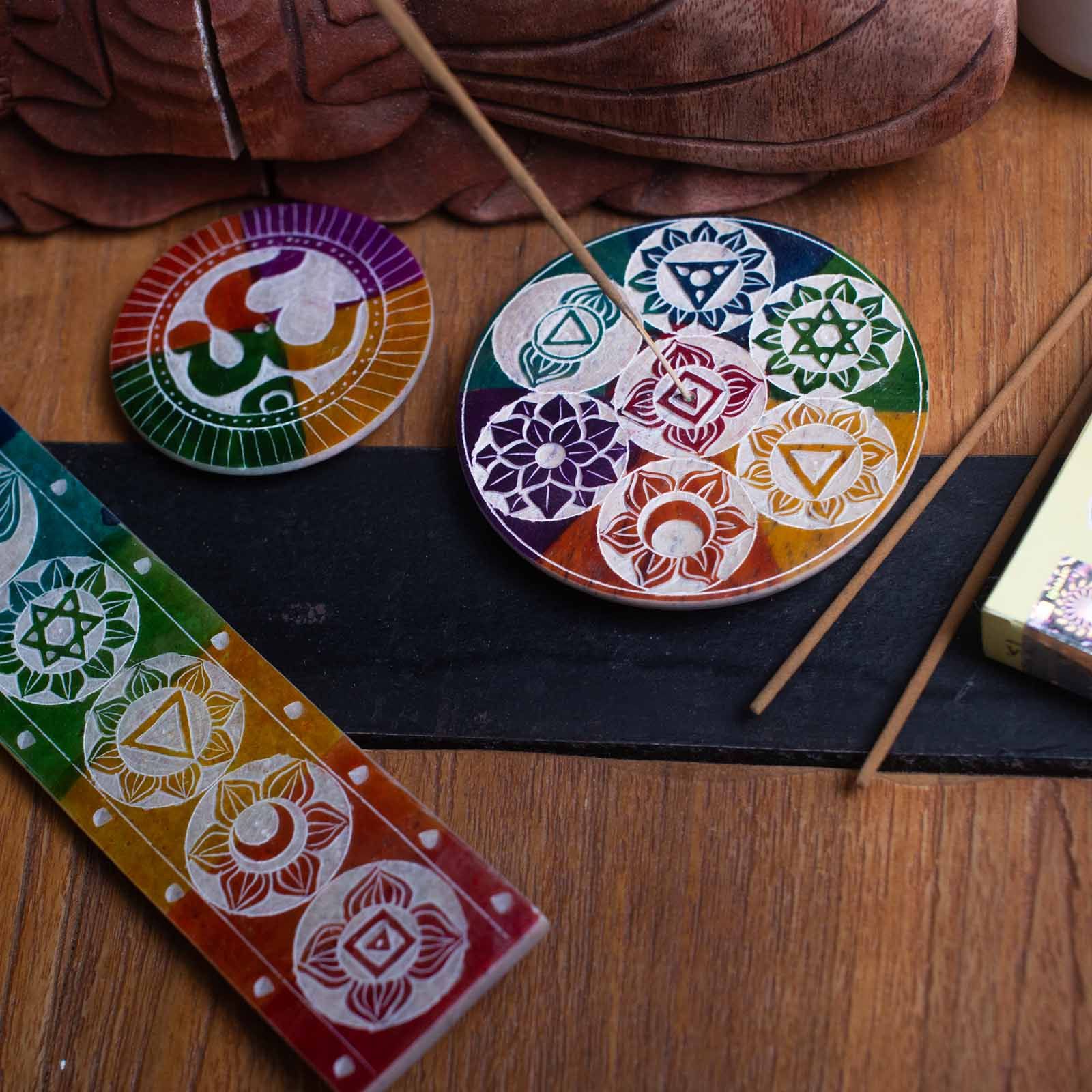Suporte de Incenso em Esteatite Sete Chakras