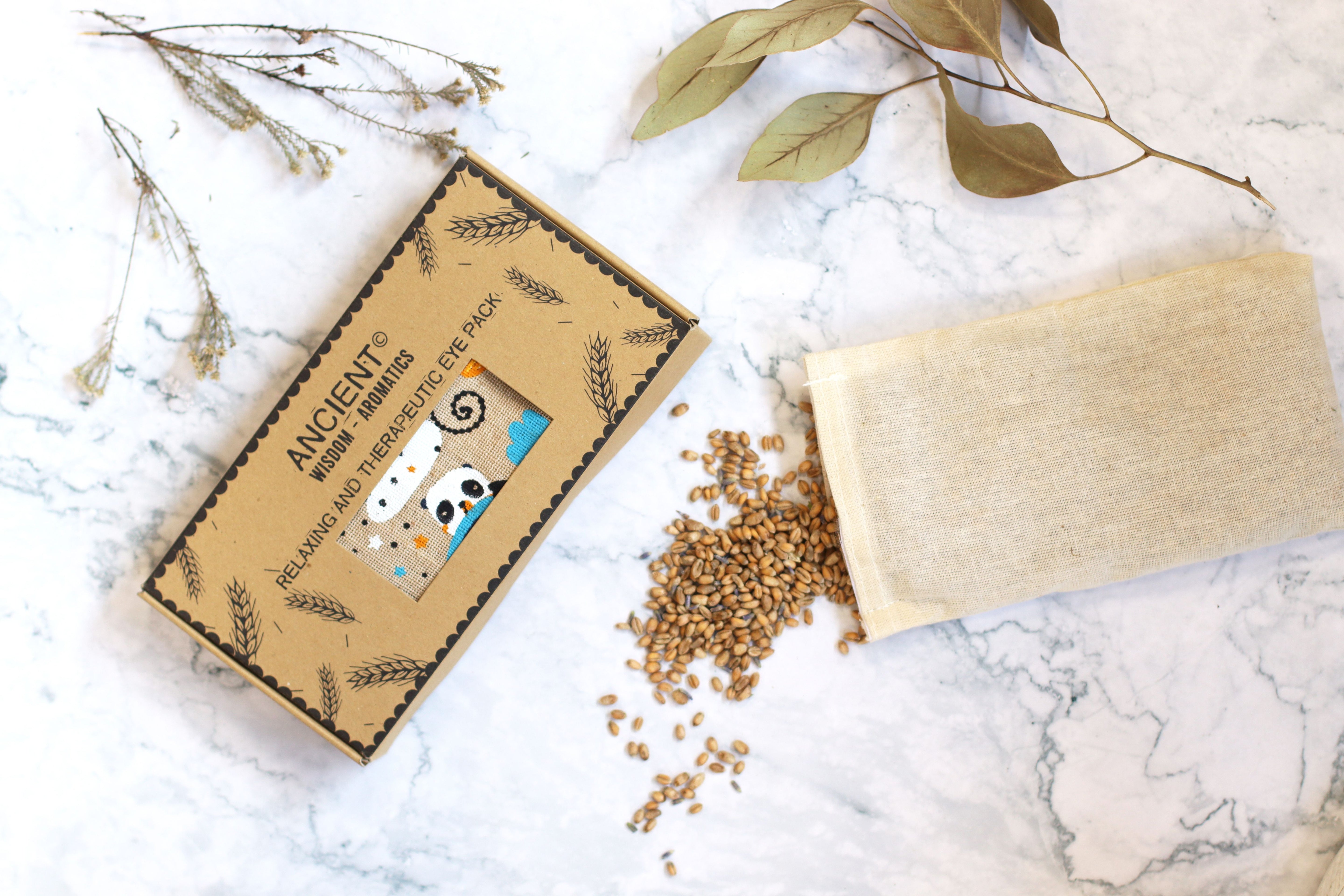 Almofada de Olhos de Trigo com Lavanda em Caixa de Presente - Panda Sonolento
