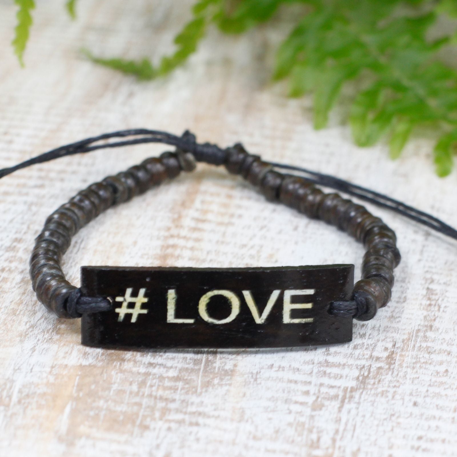 Pulseras eslogan de Coco – #Love