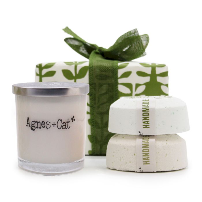Conjunto de Oferta Bombas de Banho de Figo Branco e Mirtilo Silvestre + Vela Ruibarbo