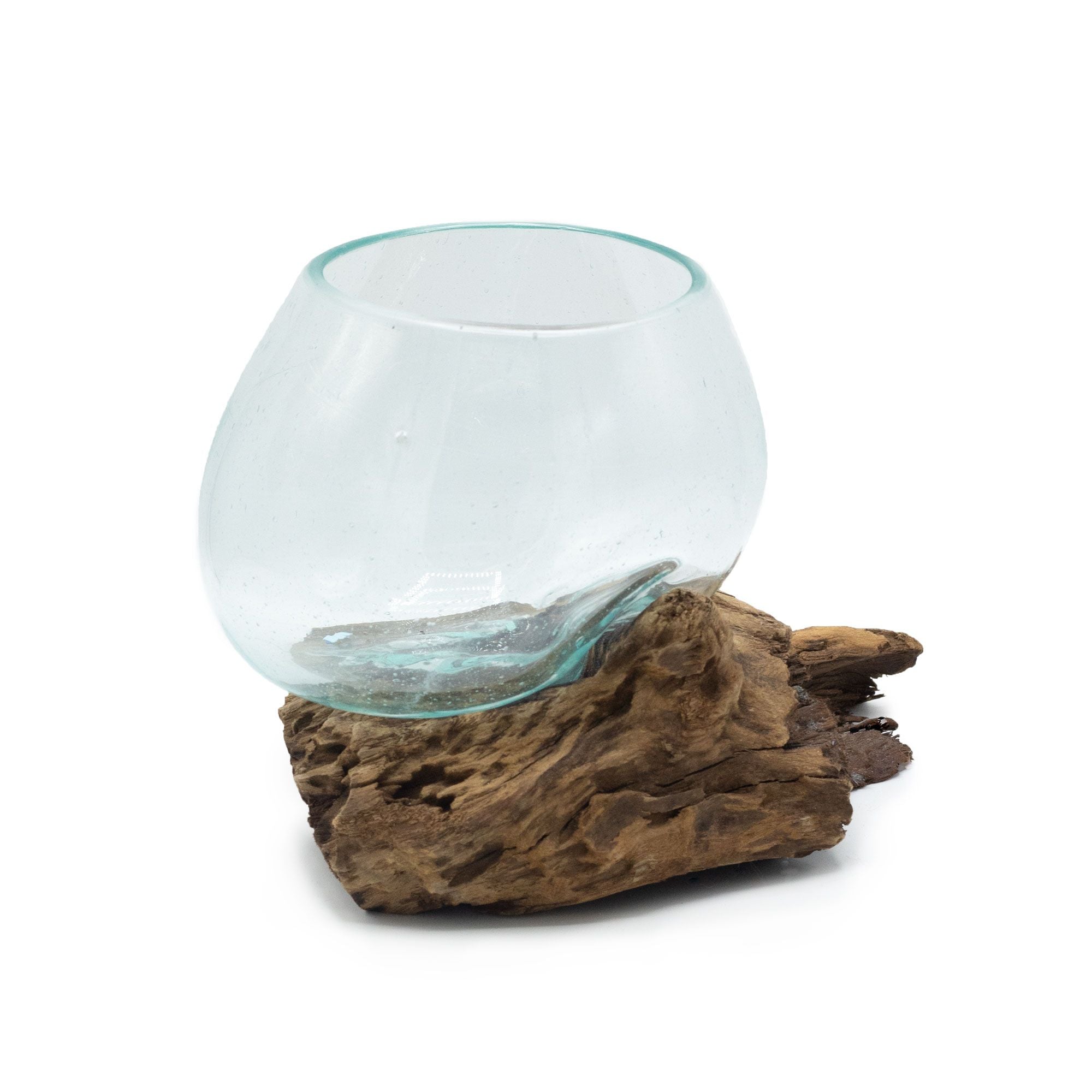Taça Média em Vidro Fundido sobre Madeira