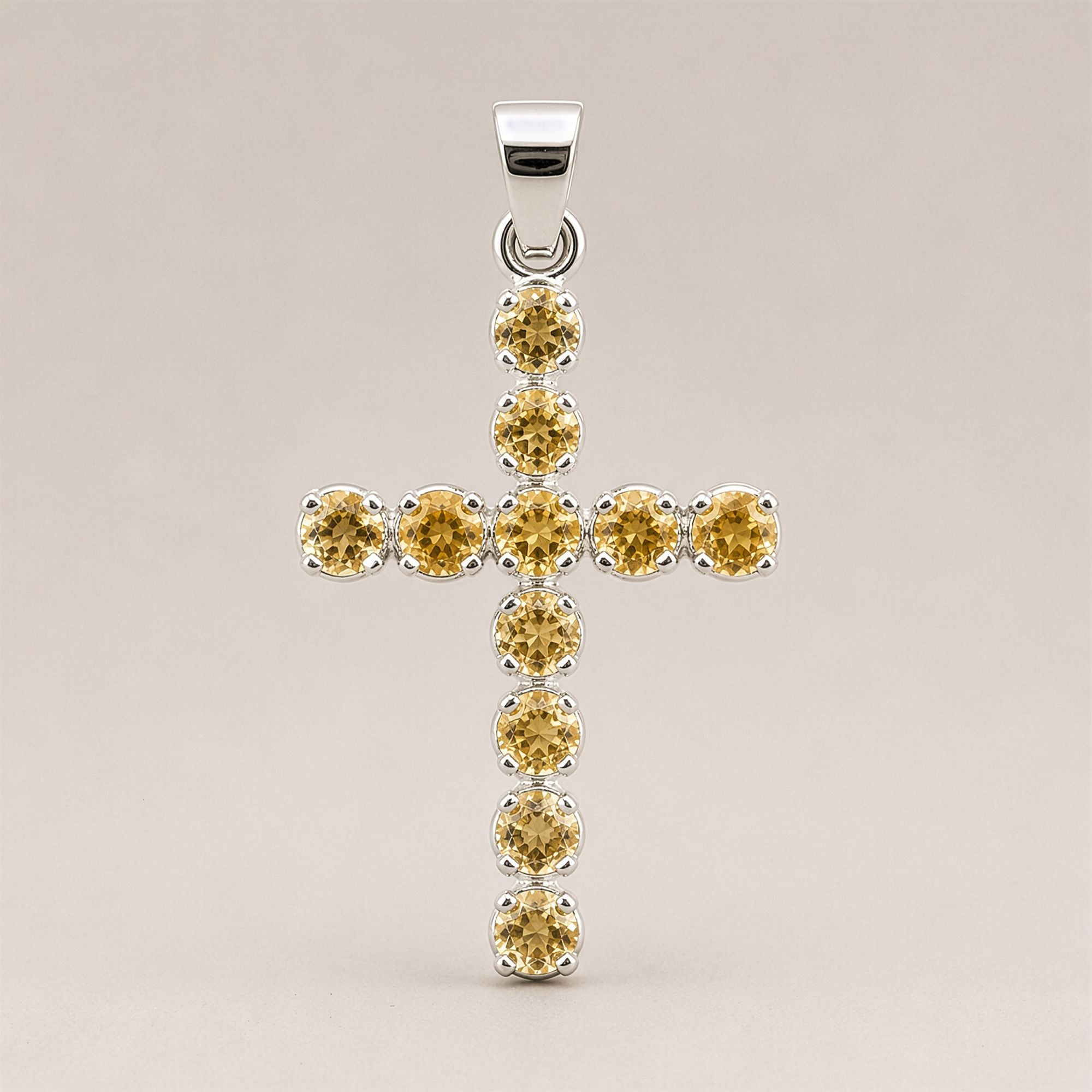 Pendente Devocional Banhado a Prata com Cordão de 45 cm - Crucifixo em Citrino