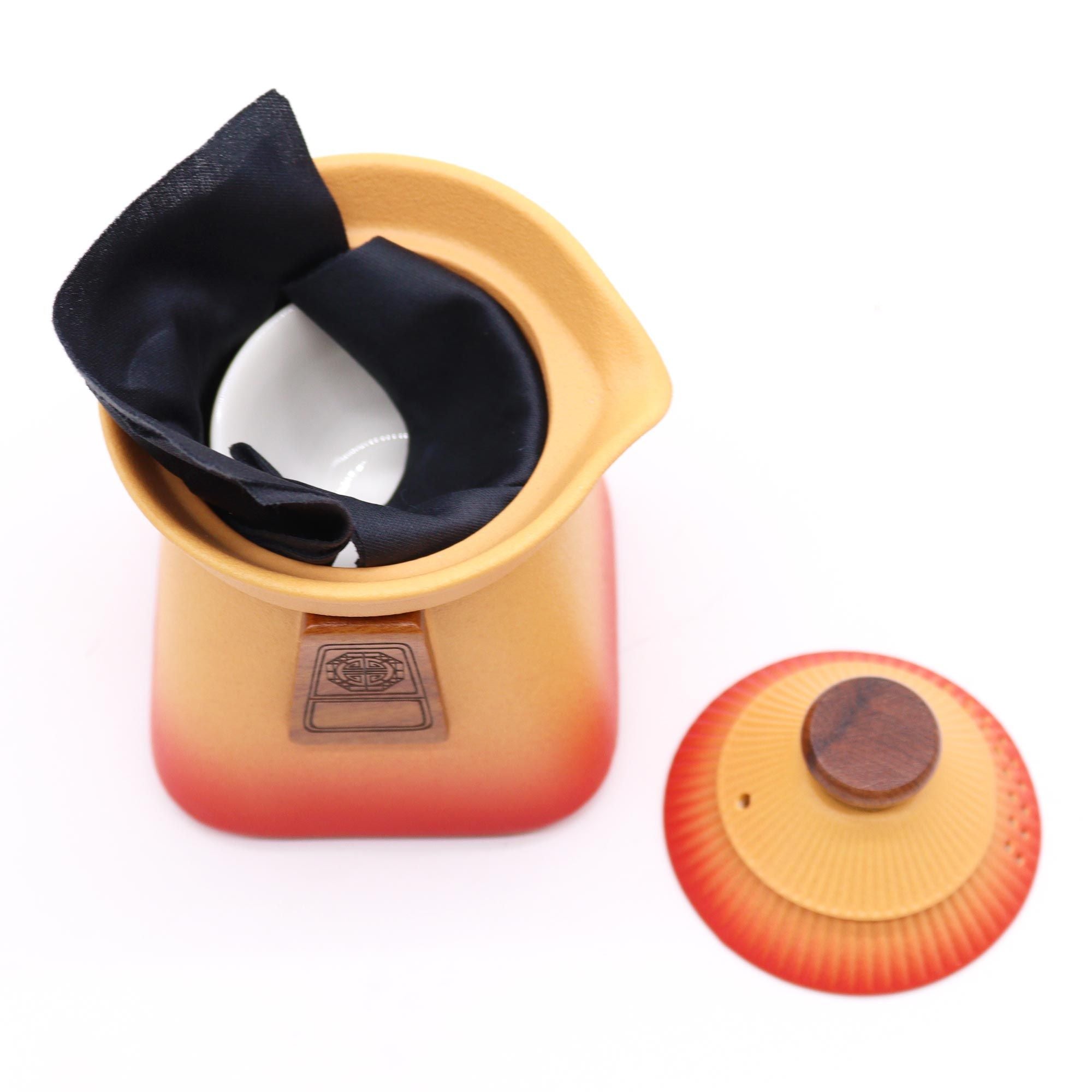 Conjunto de Bule Temple e Três Chávenas – Terra Laranja
