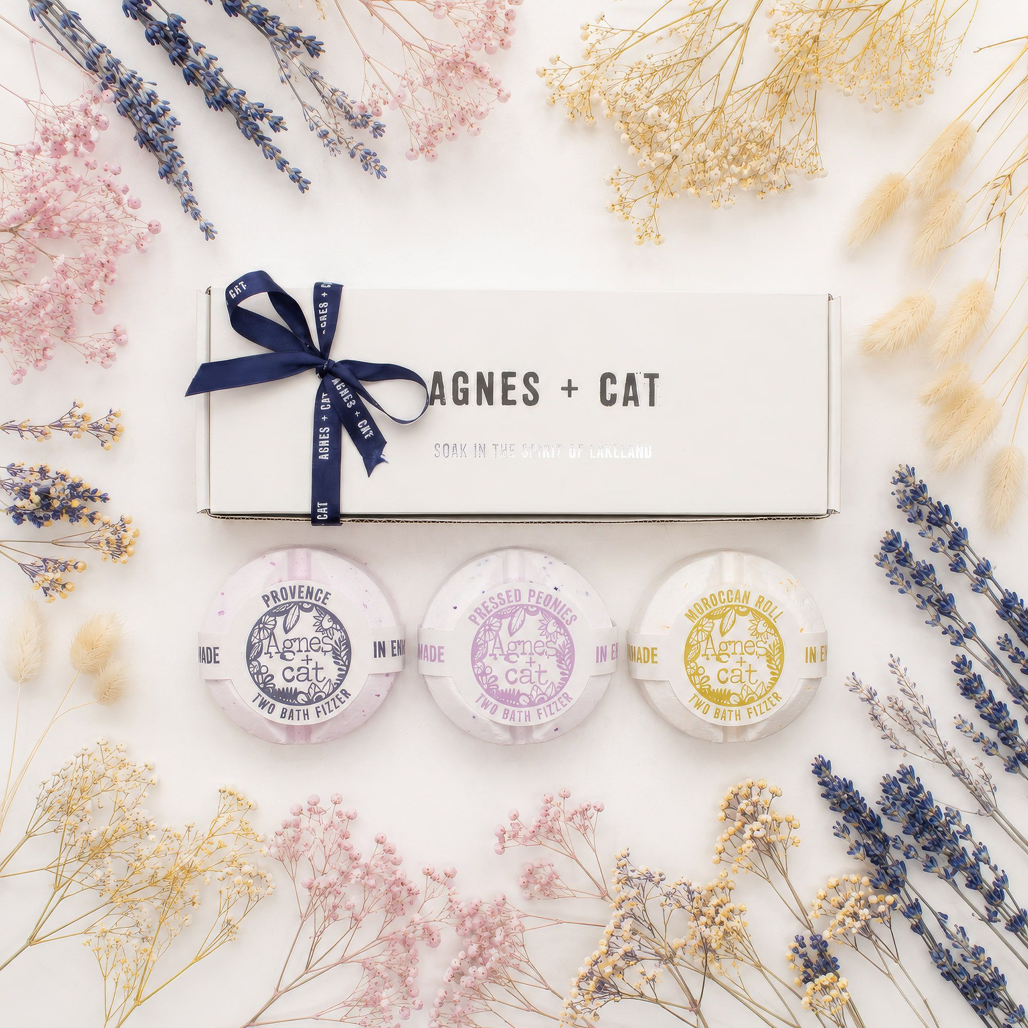 Conjunto Efervescentes de Banho Jardim Secreto Agnes + Cat