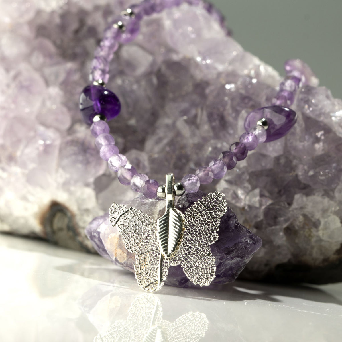 Colar de Pedras Preciosas Nymph Spirit - Lua Cheia