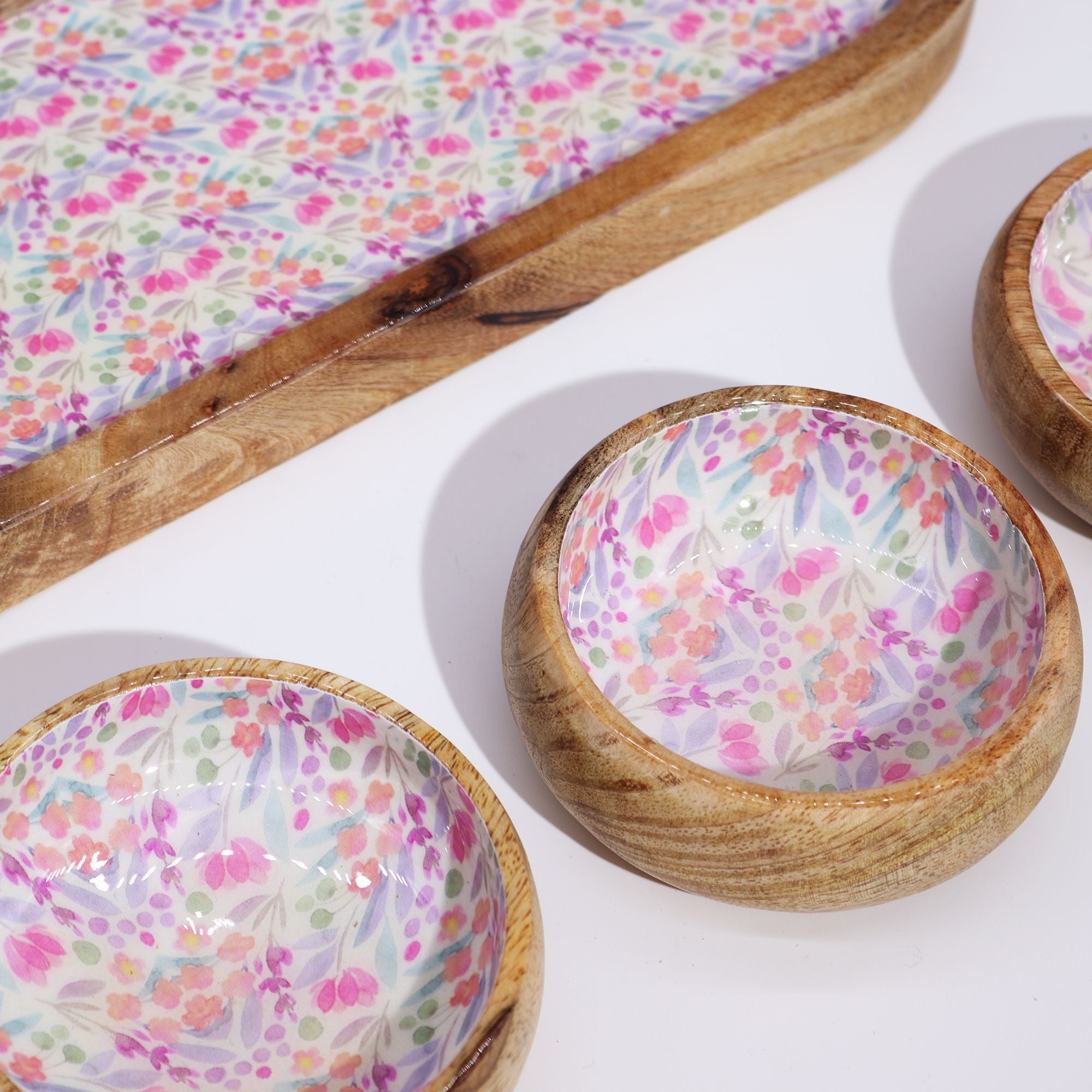 Bandeja de Madera de Mango con 3 Cuencos – Floral