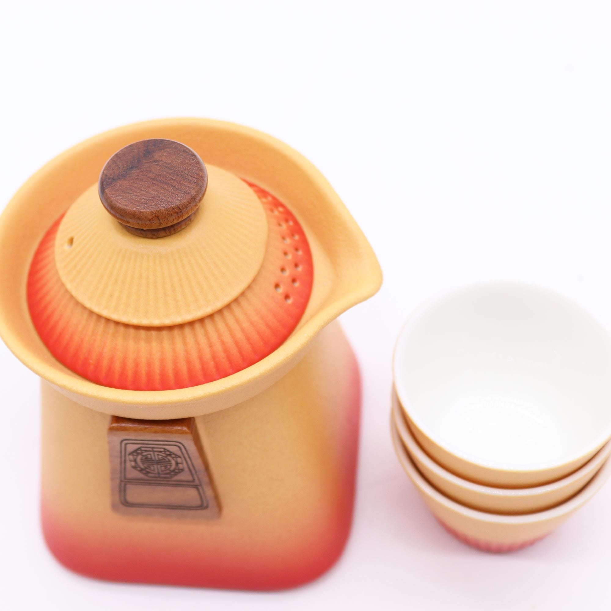 Conjunto de Bule Temple e Três Chávenas – Terra Laranja