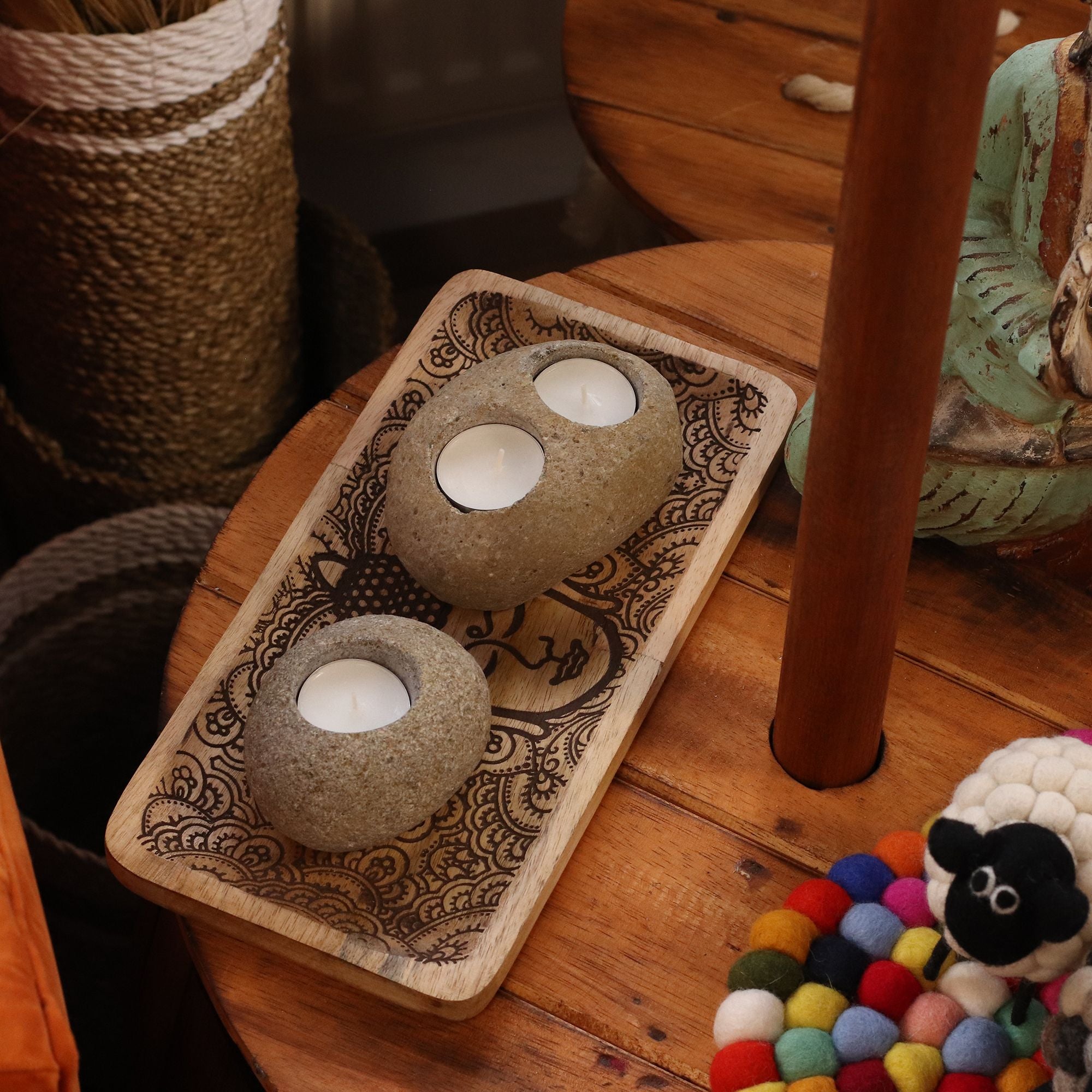 Porta-velas em pedra de rio natural - Dupla luz