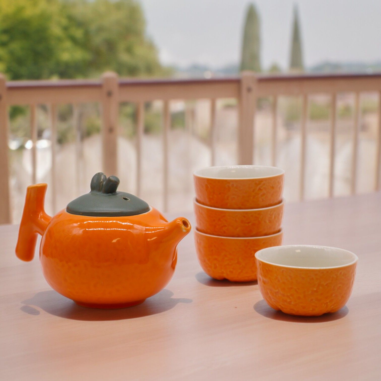 Conjunto de Bule Laranja – Bule e Quatro Chávenas