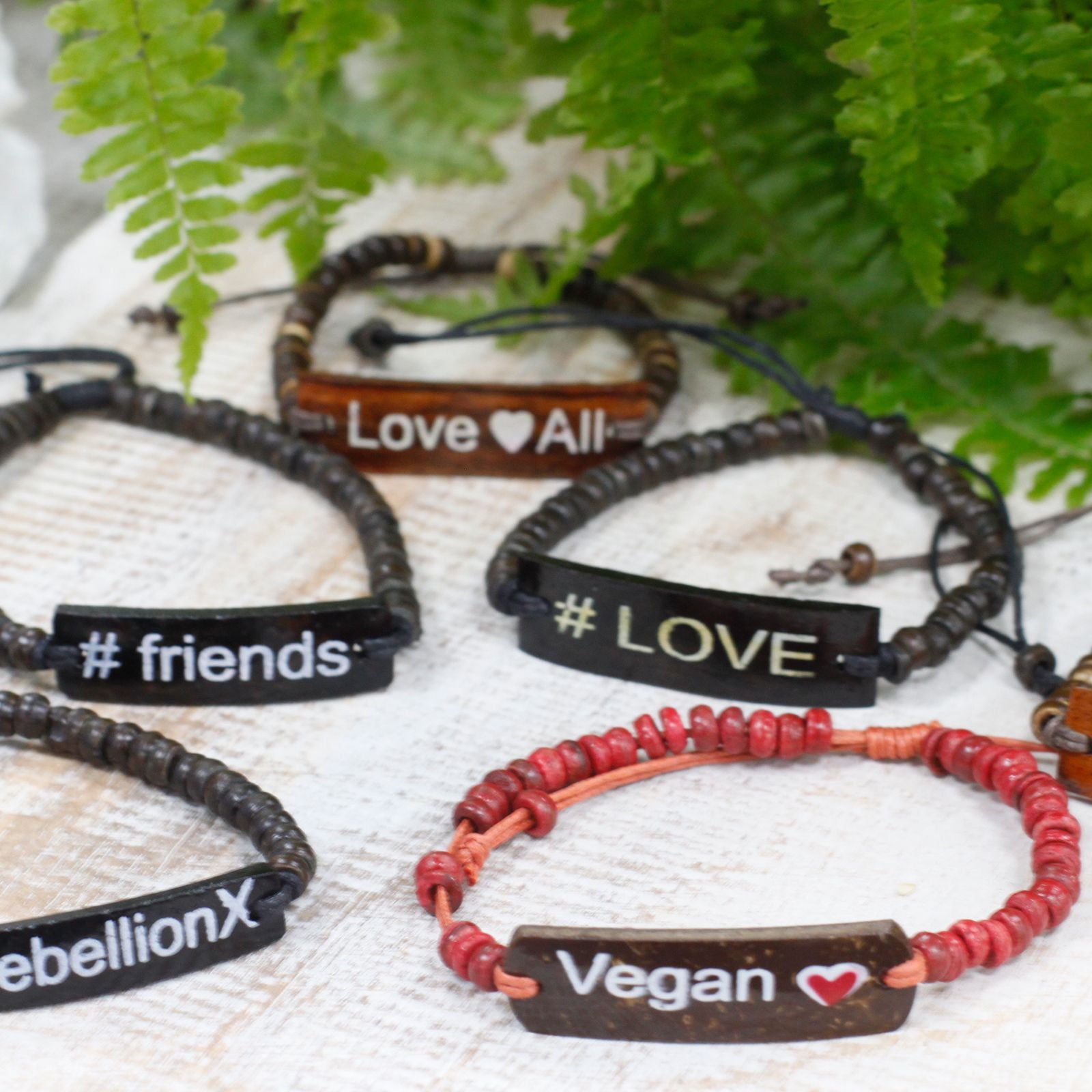 Coconut Bracelets with Motto – Vegan