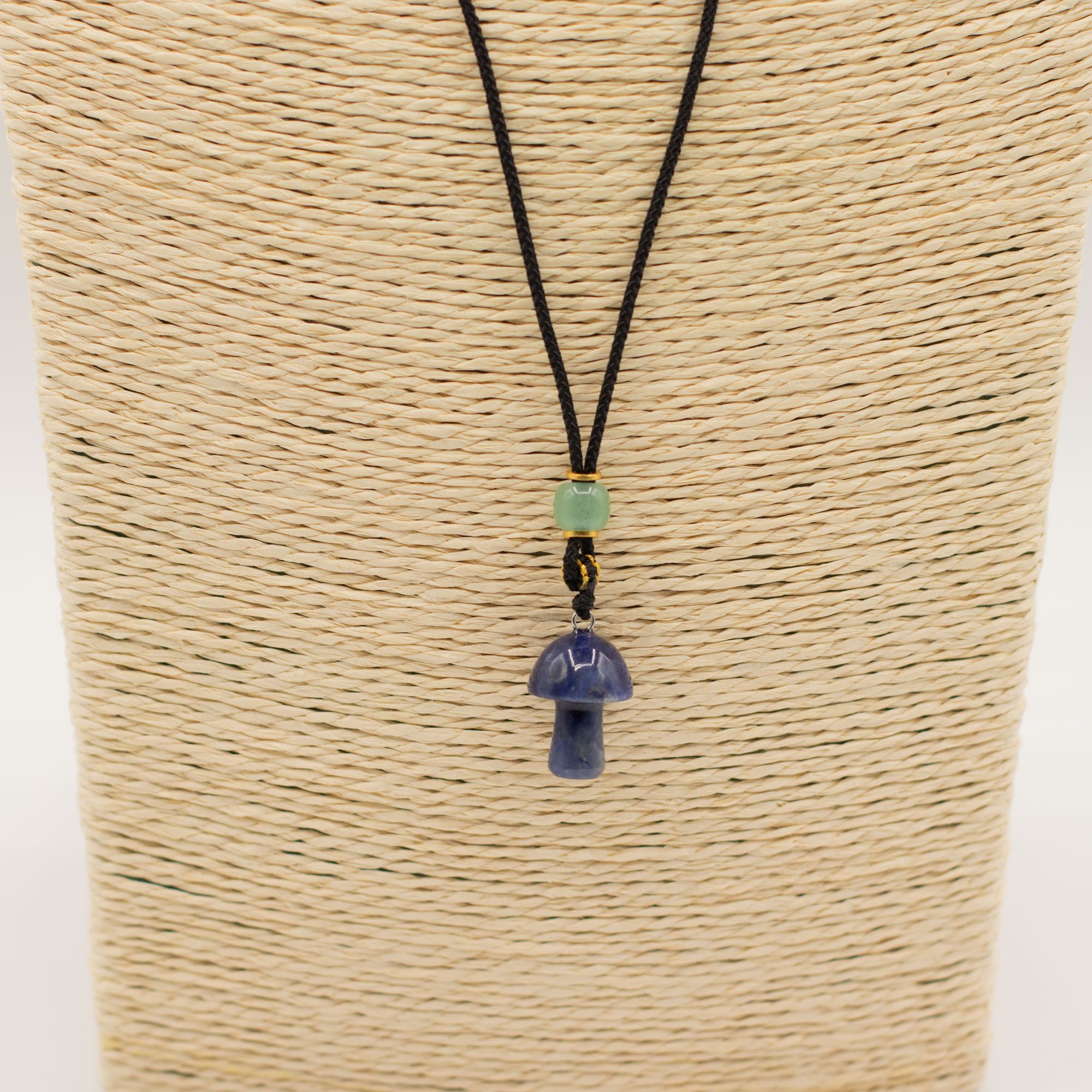 Colar com Cordão e Pendente de Pedra Preciosa - Cogumelo de Sodalita
