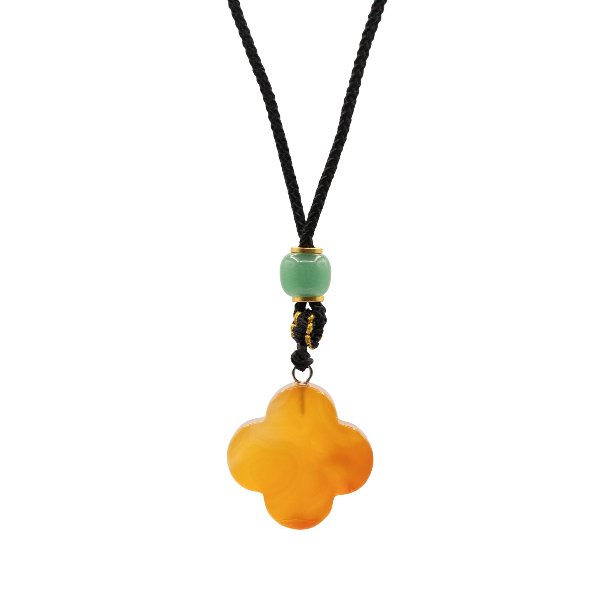 Colar com Cordão e Pendente de Pedra Preciosa - Jade Vermelho em Forma de Trevo