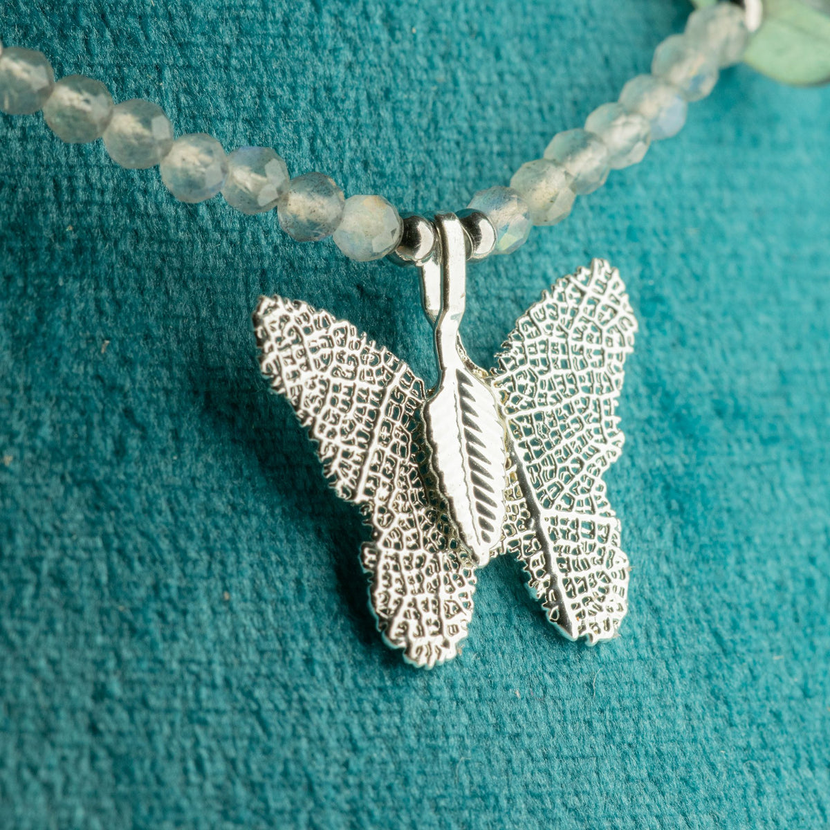 Colar de Pedras Preciosas Nymph Spirit - Aurora Boreal