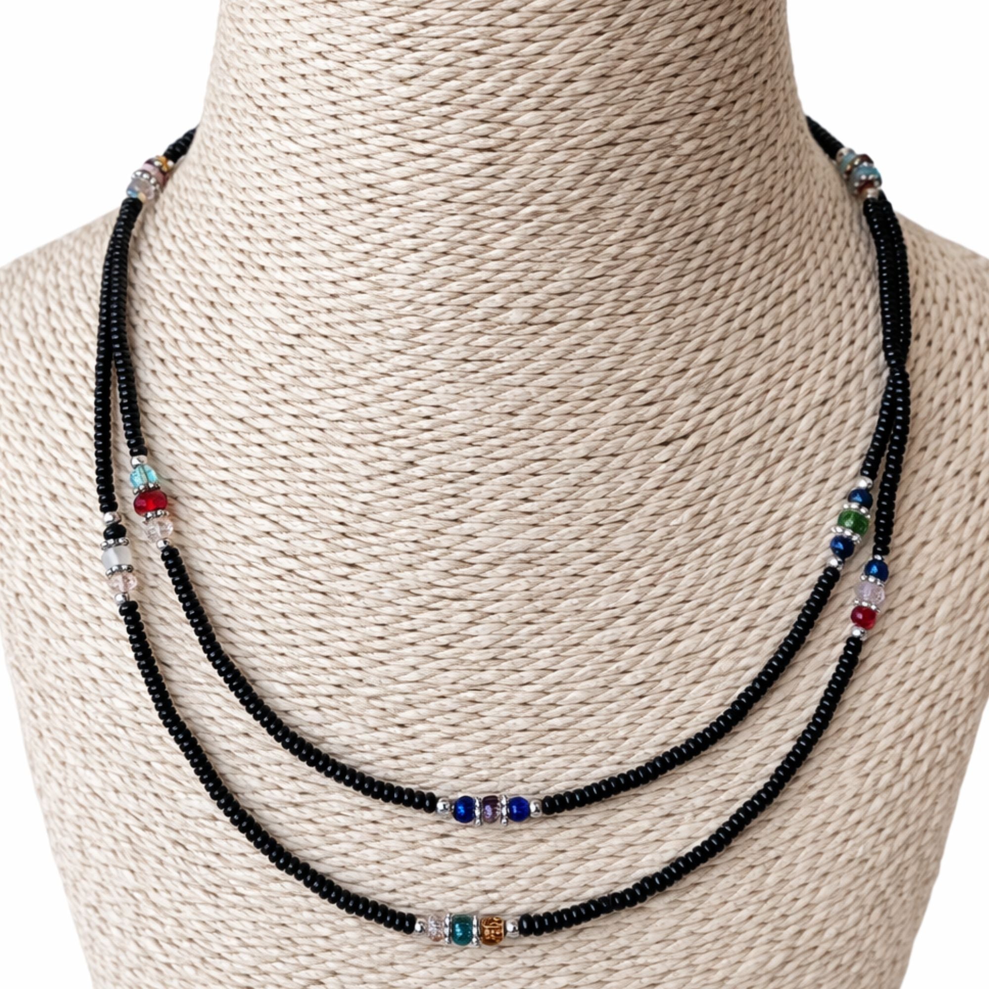 Colar Fino Nepalês de Dupla Fila com Ónix Negro e Contas Facetadas - (42 cm)