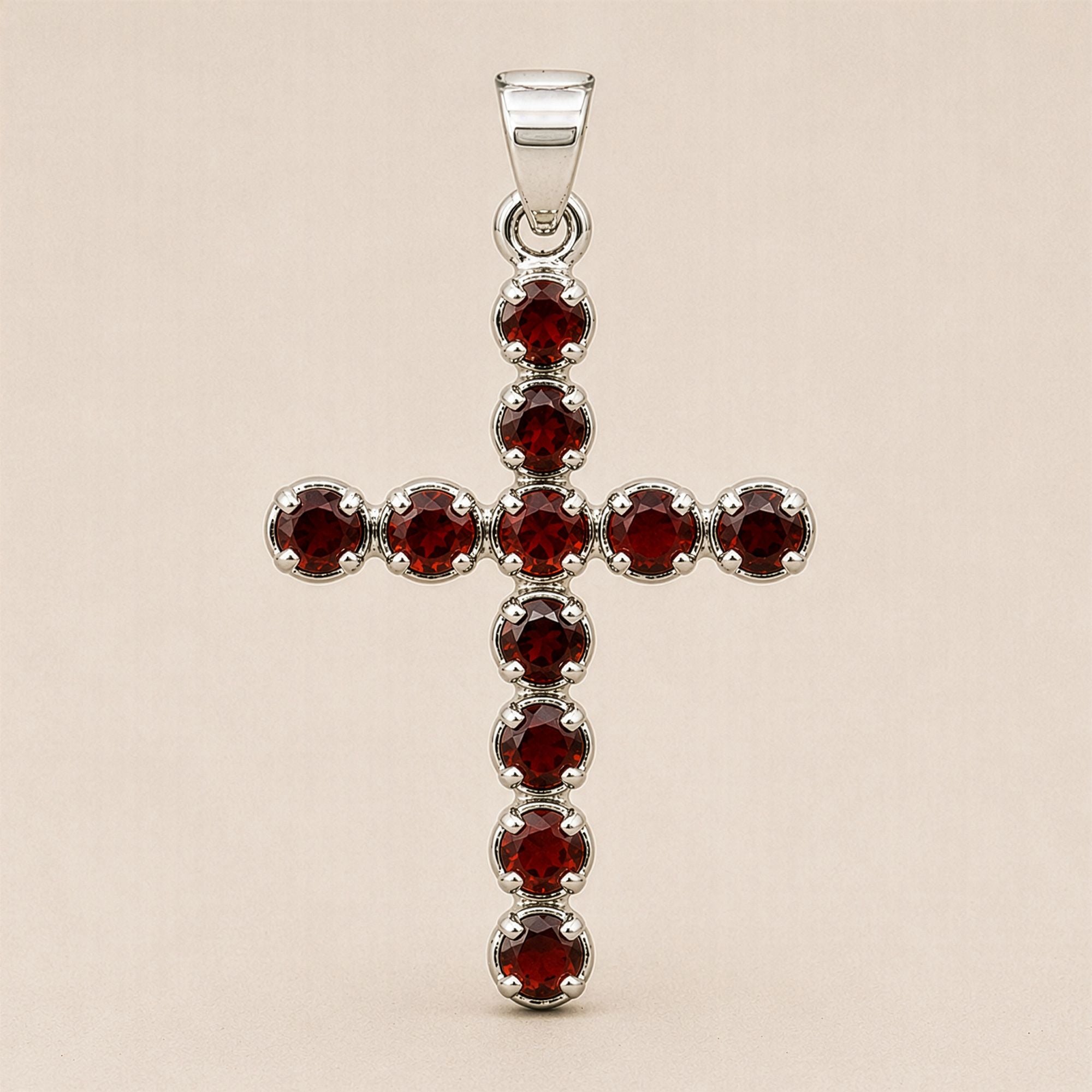 Pendente Devocional Banhado a Prata com Cordão de 45 cm - Crucifixo em Granada