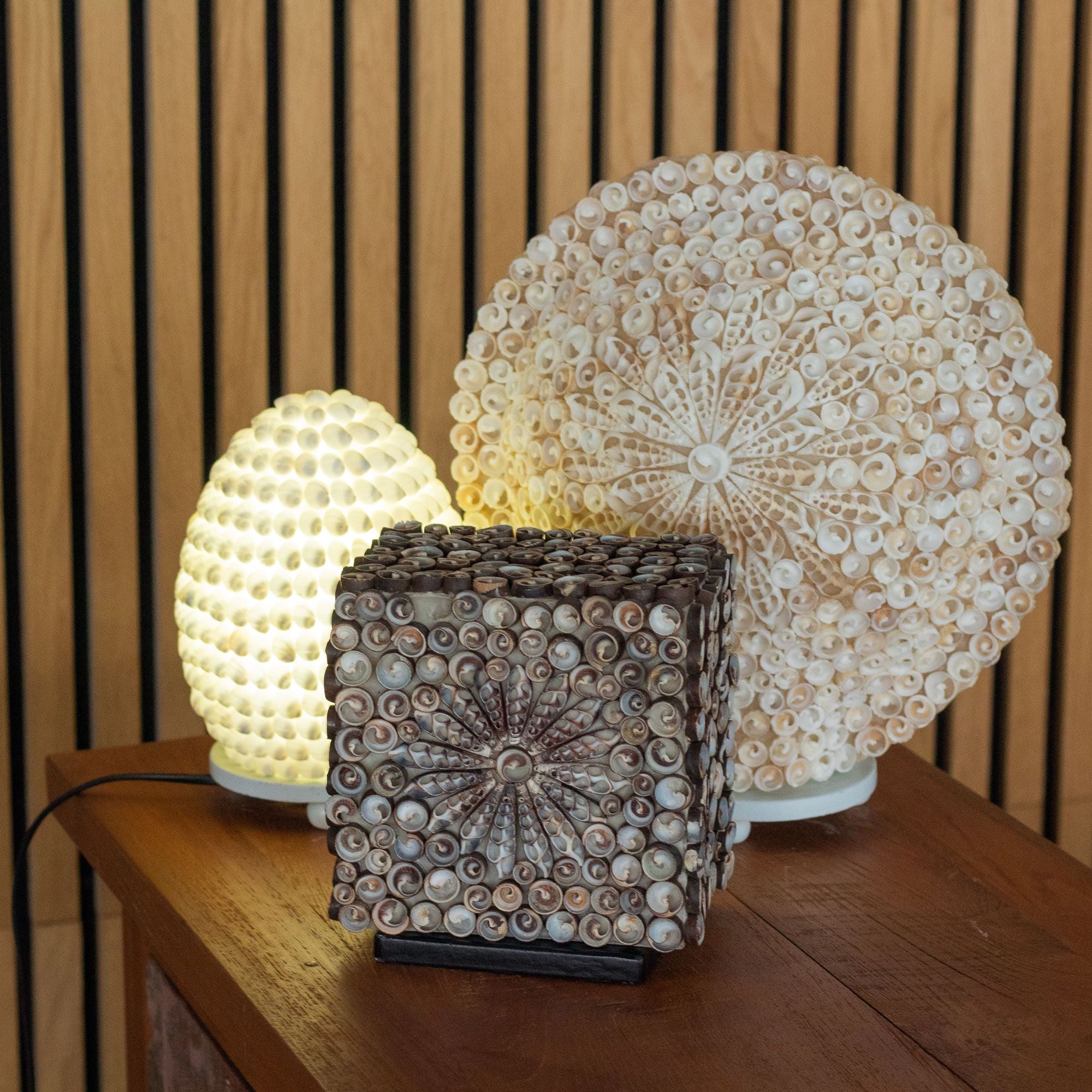 Lâmpada Boho de Conchas – Concha Oval